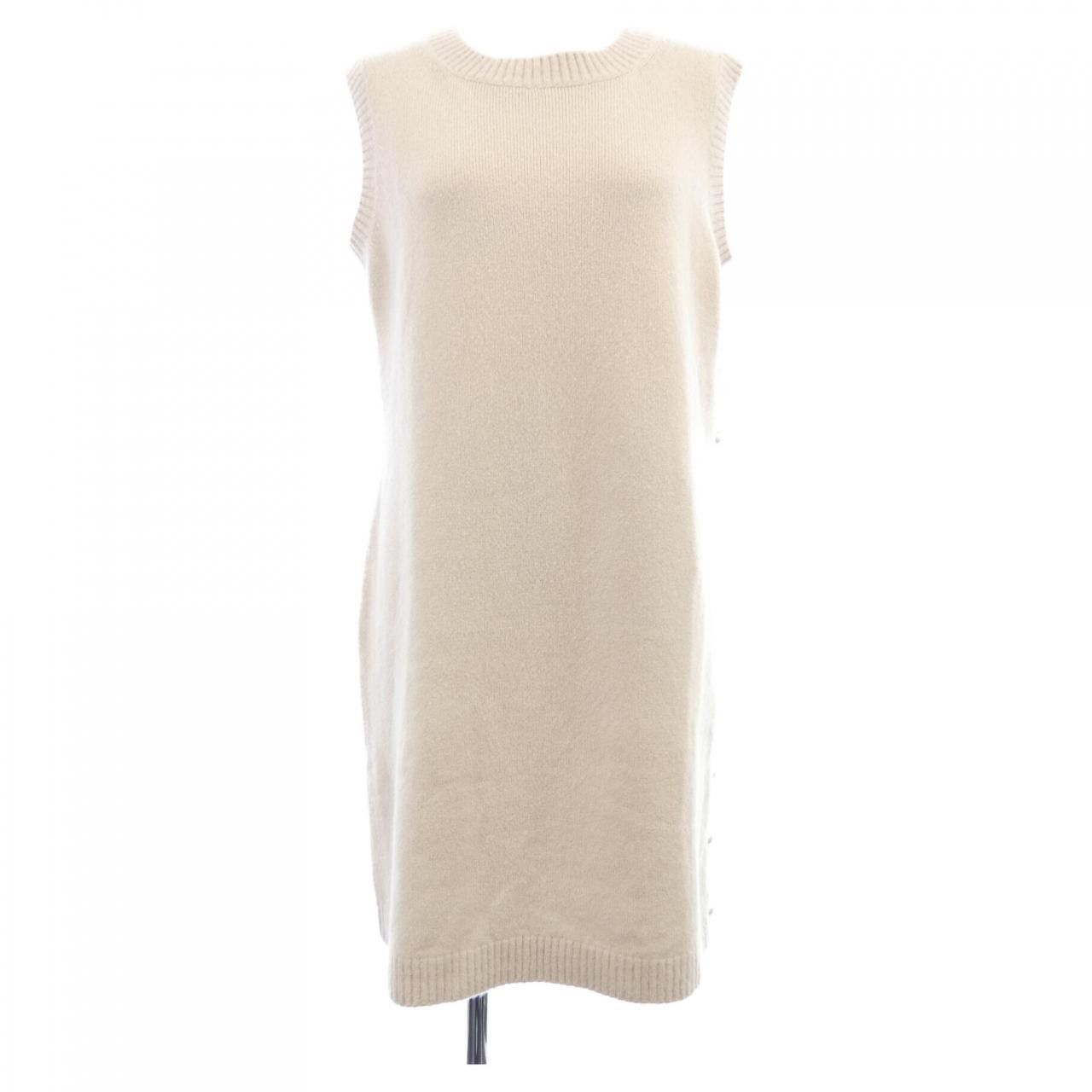 Chanel Chanel Chanel Cashmere Dress Textile Dresses P50087K06359 DUTY FREE for USA Size ONE SIZE - 1 Thumbnail