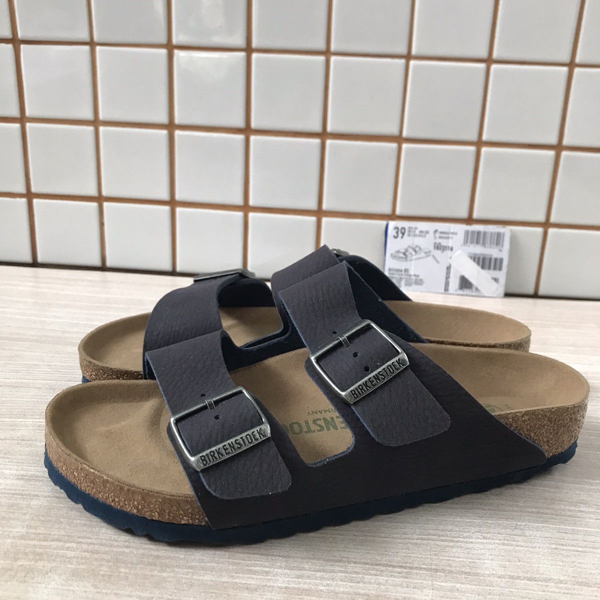 Birkenstock × Genuine Leather Birkenstock Birkenstock Arizona Suede 1023116 Men’s Slides Size US 6 / EU 39 - 22 Thumbnail