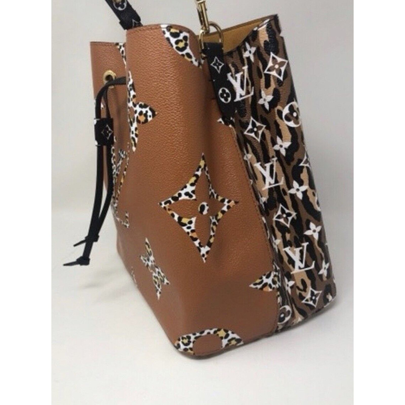 Louis Vuitton Louis Vuitton NéoNoé Jungle Monogram Caramel Limited Edition Size ONE SIZE - 4 Thumbnail