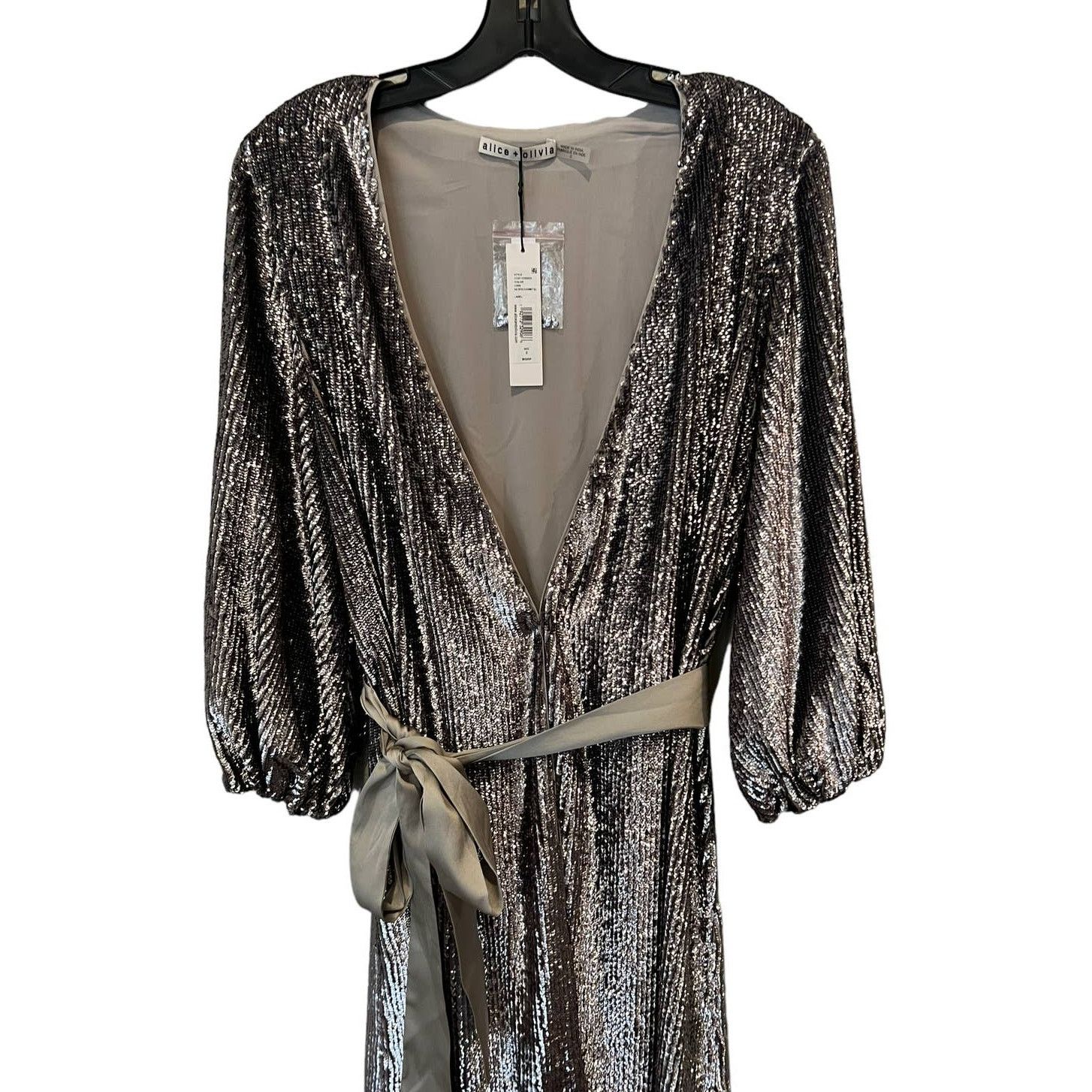 Alice + Olivia NWT ALICE + OLIVIA Anne Sequin Long Sleeve Wrap Dress Size 2 Size XS / US 0-2 / IT 36-38 - 5 Thumbnail
