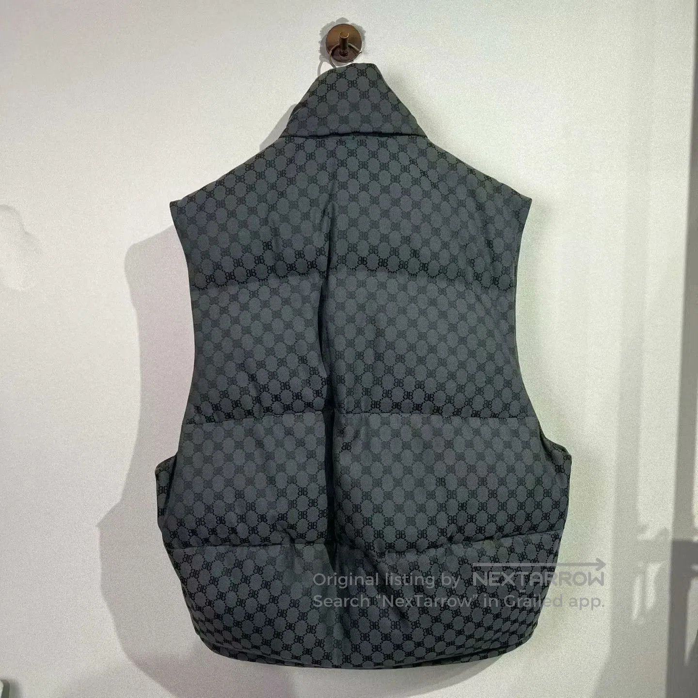 Balenciaga balenciaga gucci logo printed down vest. Size US S / EU 44-46 / 1 - 2 Thumbnail