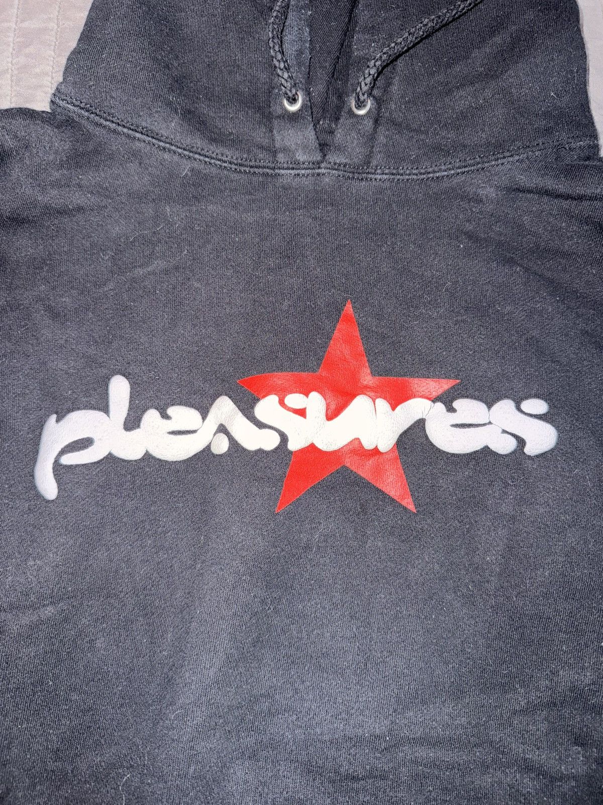 Pleasures PLEASURES Vibration Hoodie in Black Size L Size US L / EU 52-54 / 3 - 3 Thumbnail