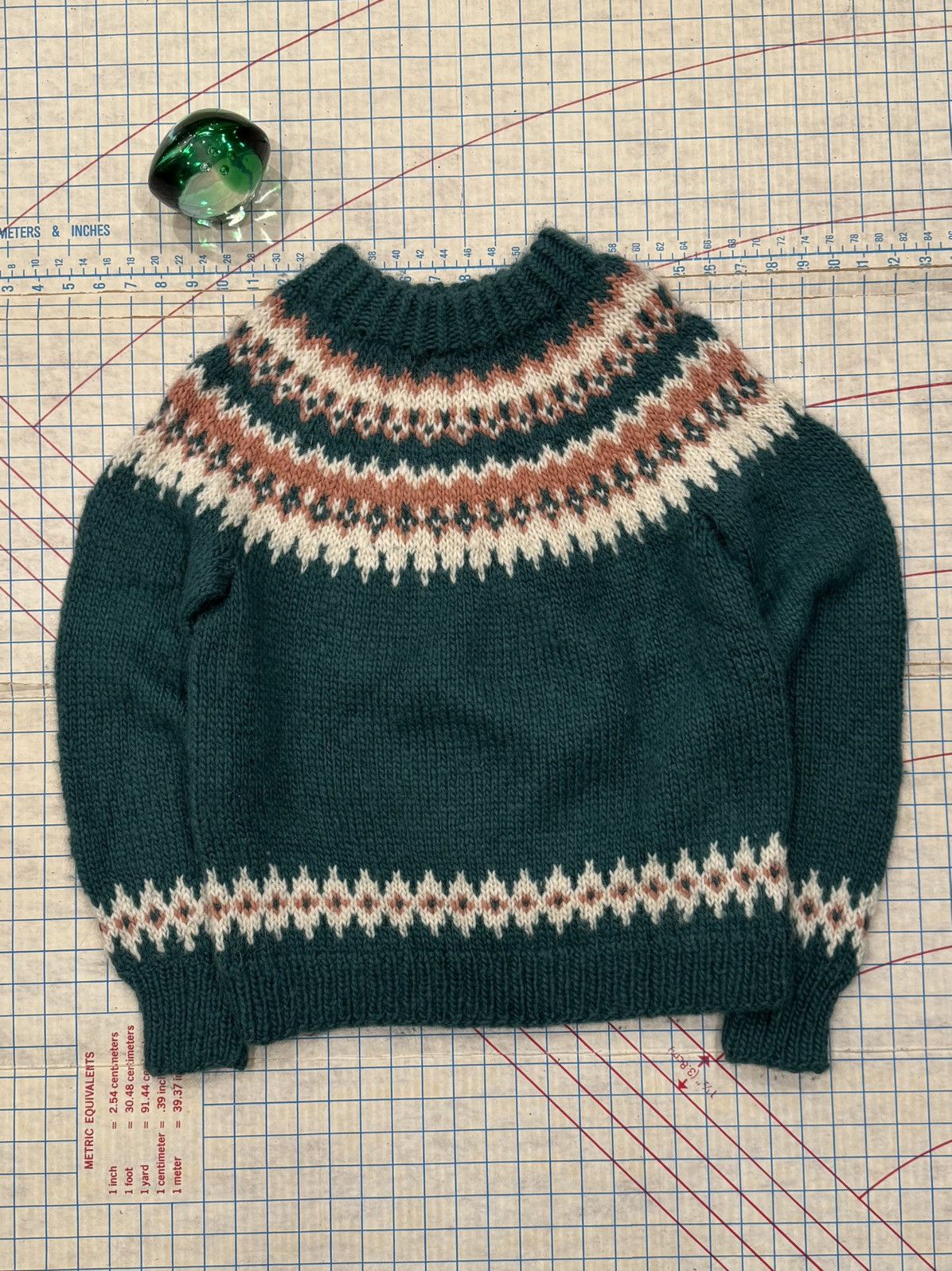 Vintage Vintage Hand Knit Icelandic Wool Sweater Fits Size Small Size US S / EU 44-46 / 1 - 1 Thumbnail