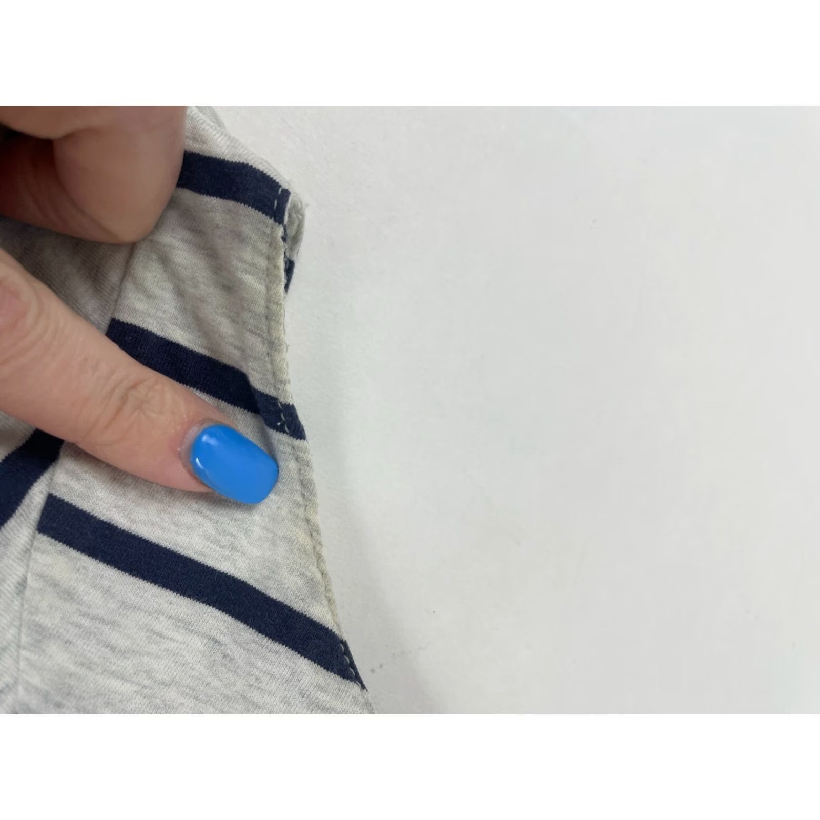 Mountain Khakis Mountain Khakis Tank Top Women's L Gray Blue Striped Sleeveless Square Neck Casual Modern Shirt Womens Ladies Square Neck Tank Top Size L / US 10 / IT 46 - 5 Thumbnail
