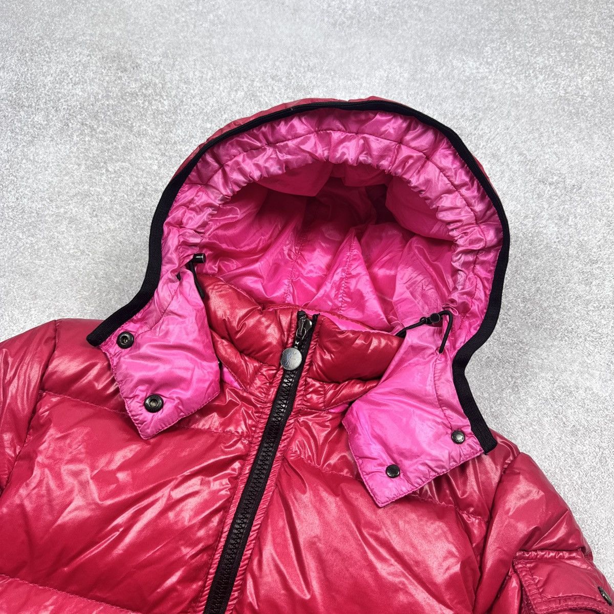 Moncler Women`s Moncler Badia Red Puffer Hooded Jacket Size 1 / S Size S / US 4 / IT 40 - 10 Thumbnail