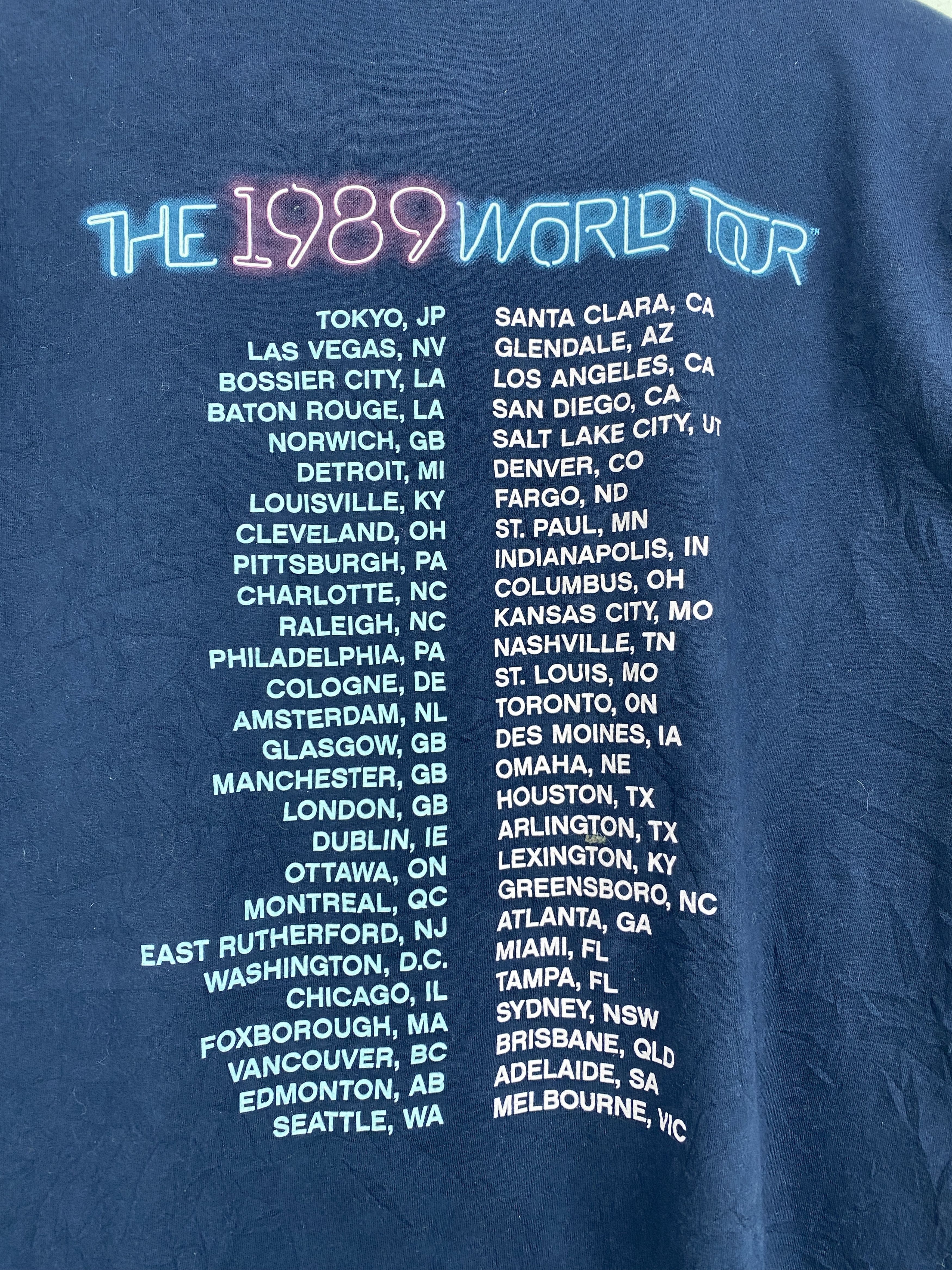 Band Tees × Vintage Vintage Taylor Swift The 1989 World Tour Tee TA0610 Size US L / EU 52-54 / 3 - 5 Thumbnail