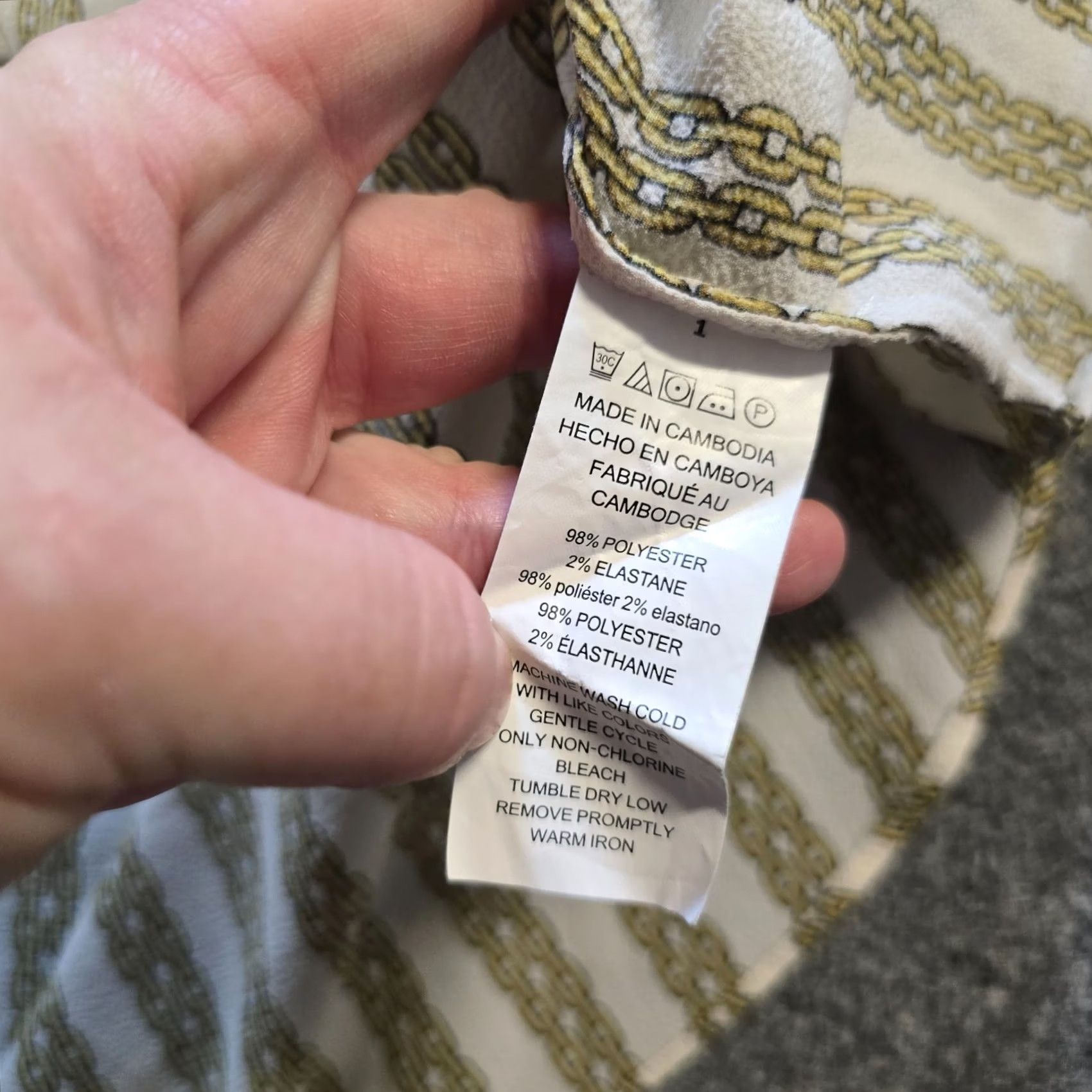 Michael Kors Michael Kors Top Womens Size L White Yellow Chain Link Texture V Neck Casual Blouse Regular Sleeve 3/4 Lightweight Polyester White Womens Size L / US 10 / IT 46 - 7 Thumbnail