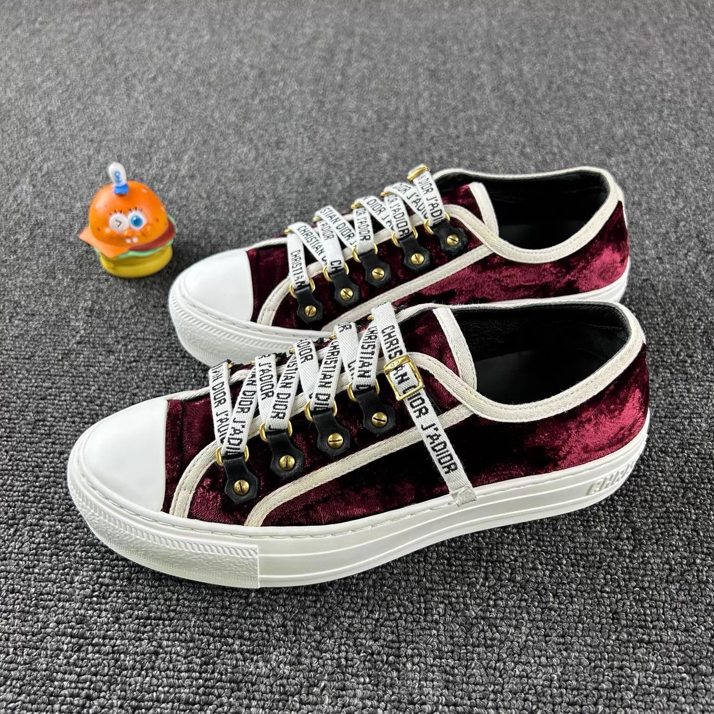 Dior DIOR Walk'n'Dior red velvet sneakers 36 Size US 5.5 / IT 35.5 - 1 Thumbnail