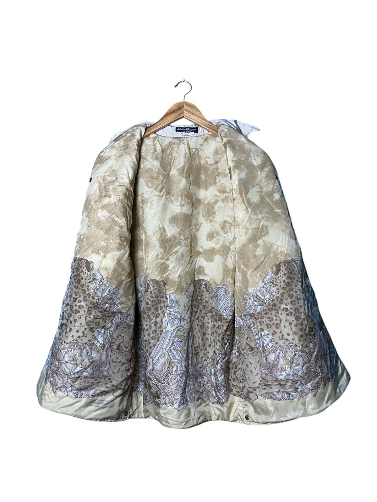 Designer × Salvatore Ferragamo × Vintage Salvatore Ferragamo Man Beige Coat Size US M / EU 48-50 / 2 - 8 Thumbnail