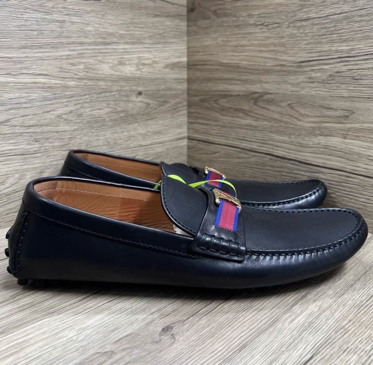 Louis Vuitton Louis Vuitton Black & Gold Loafers J41 Size US 10 / EU 43 - 3 Thumbnail