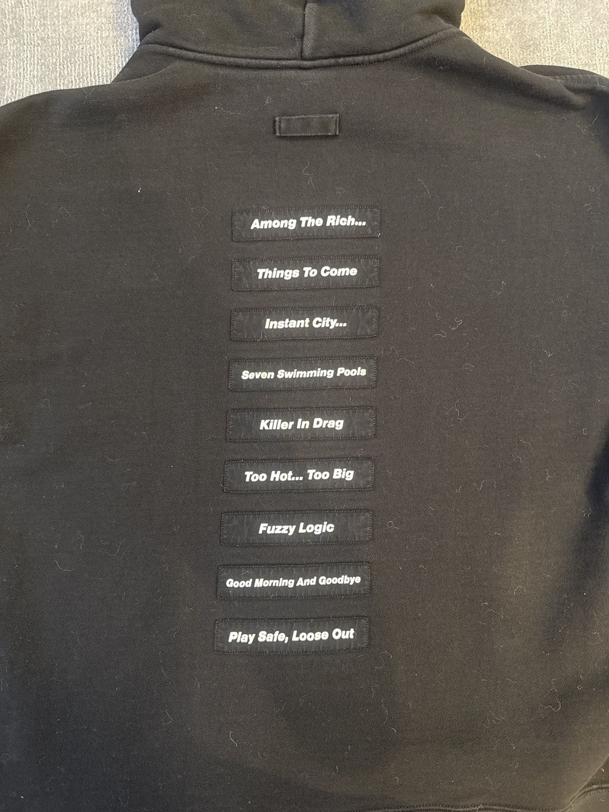 Raf Simons ‘Is it me?’ Sweatshirt Raf Simons Size US S / EU 44-46 / 1 - 3 Thumbnail