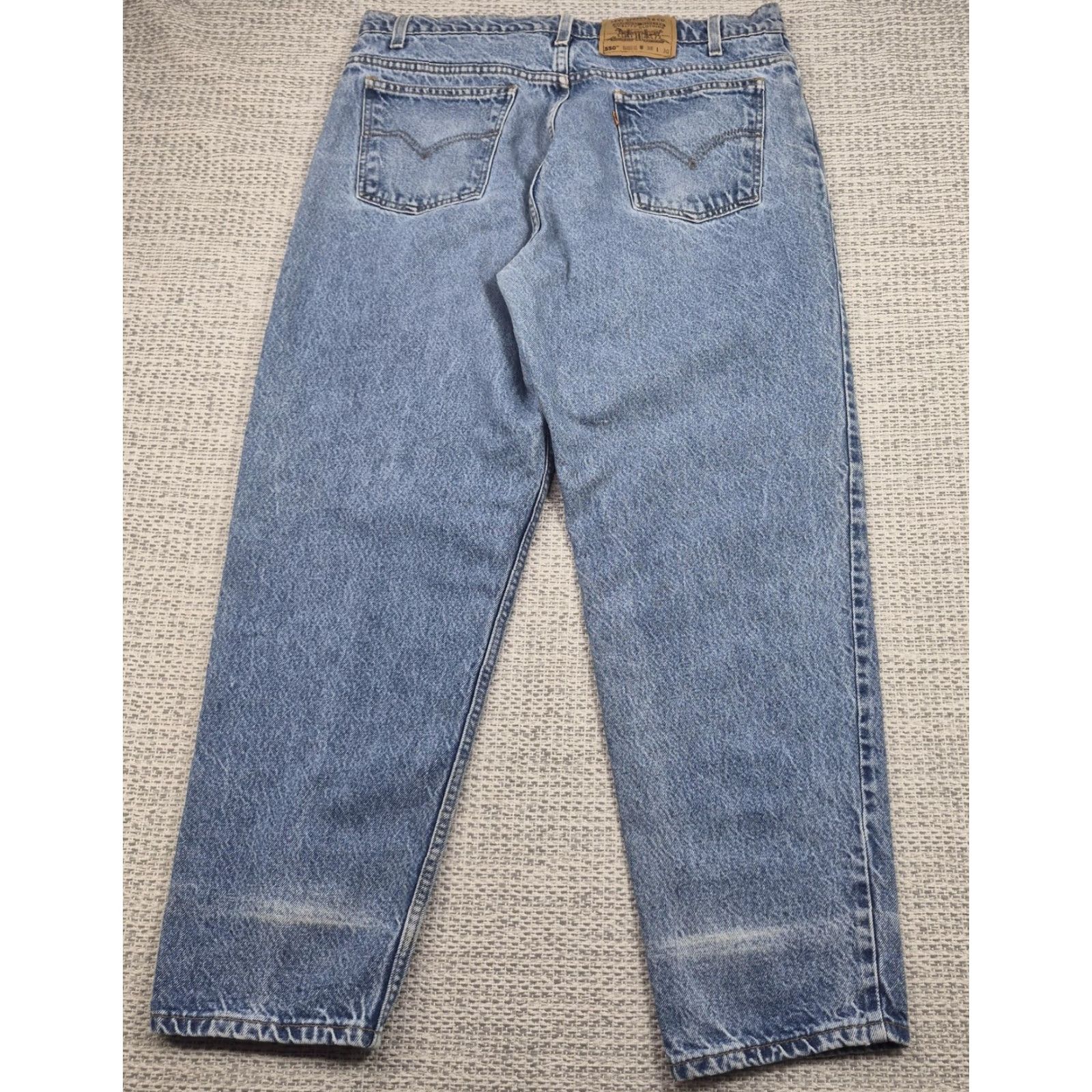 Levi's VINTAGE Levi's 550 Jeans Mens 38x30 Relaxed Tapered Light Wash Denim 90s USA 5-Pocket Mens Regular Blue Jeans Size US 38 / EU 54 - 2 Thumbnail