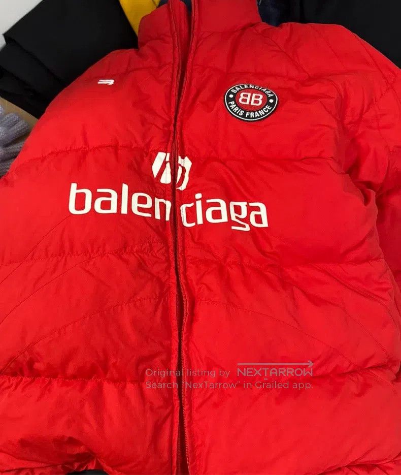 Balenciaga Balenciaga Red Manchester United Football Puffer Jacket Size US M / EU 48-50 / 2 - 1 Thumbnail
