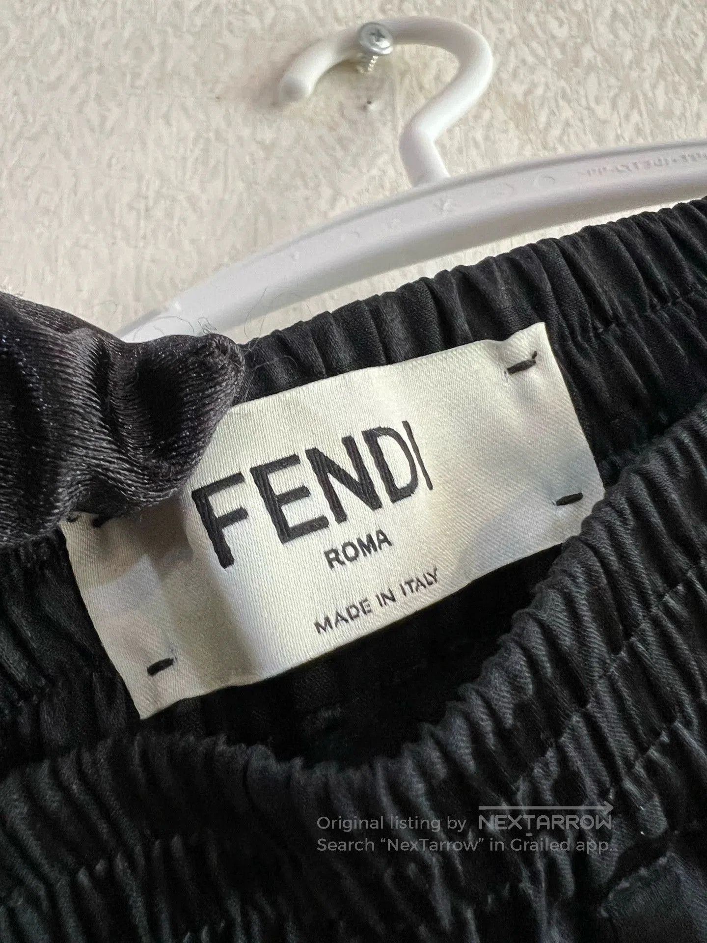 Fendi Fendi Black Patterned Shorts Size 40. Size US 40 / EU 56 - 3 Thumbnail