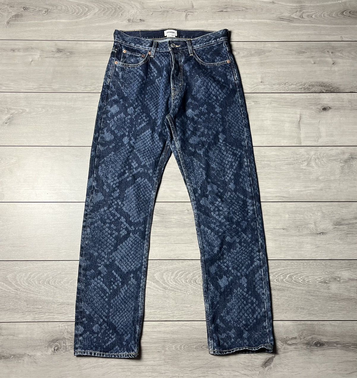 Japanese Brand Weekday space relaxed snake jeans size 28 Size US 28 / EU 44 - 1 Thumbnail