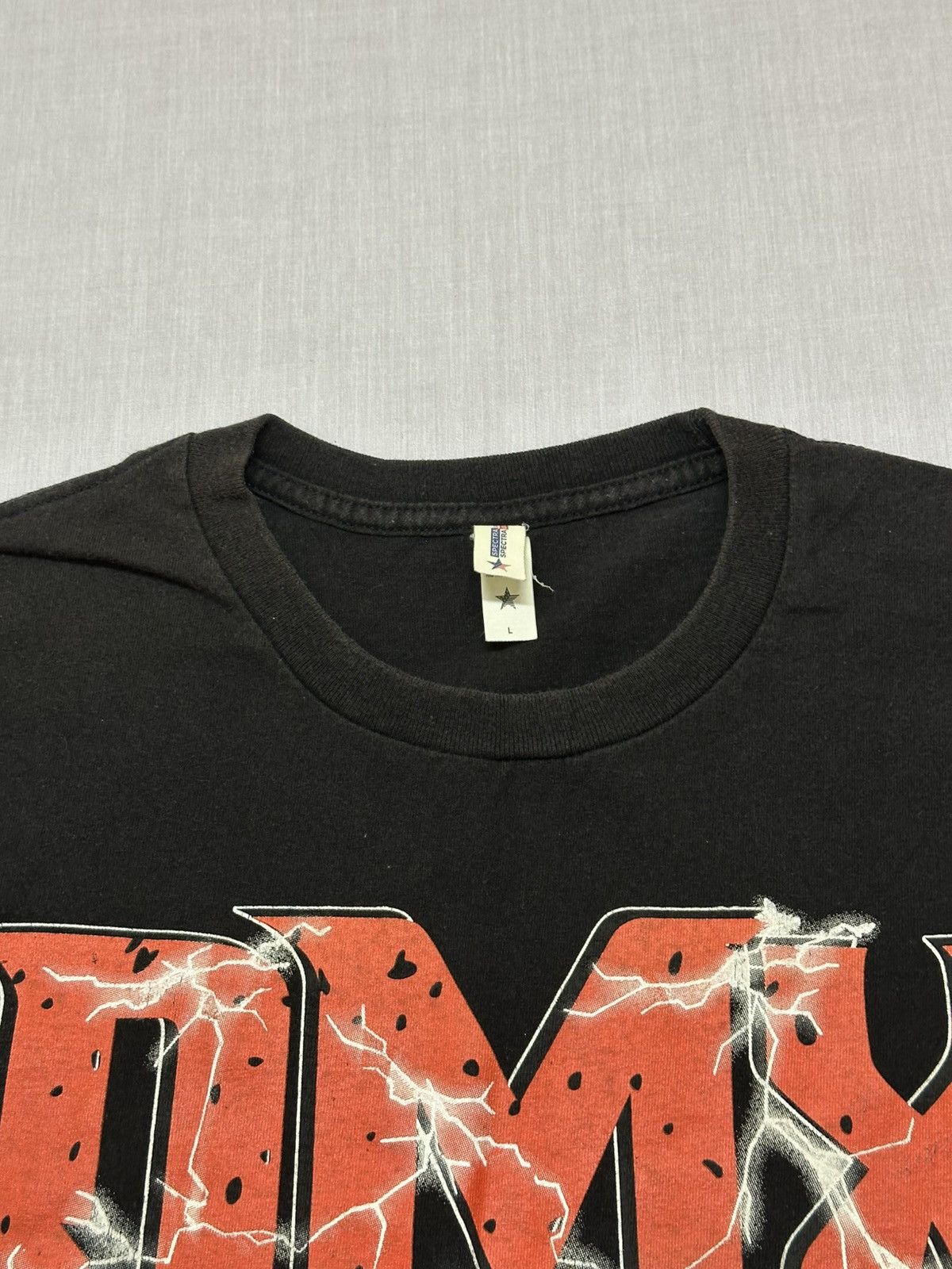 Vintage Vintage DMX "It's Dark and Hell Is Hot" rap t-shirt. Size US L / EU 52-54 / 3 - 8 Thumbnail