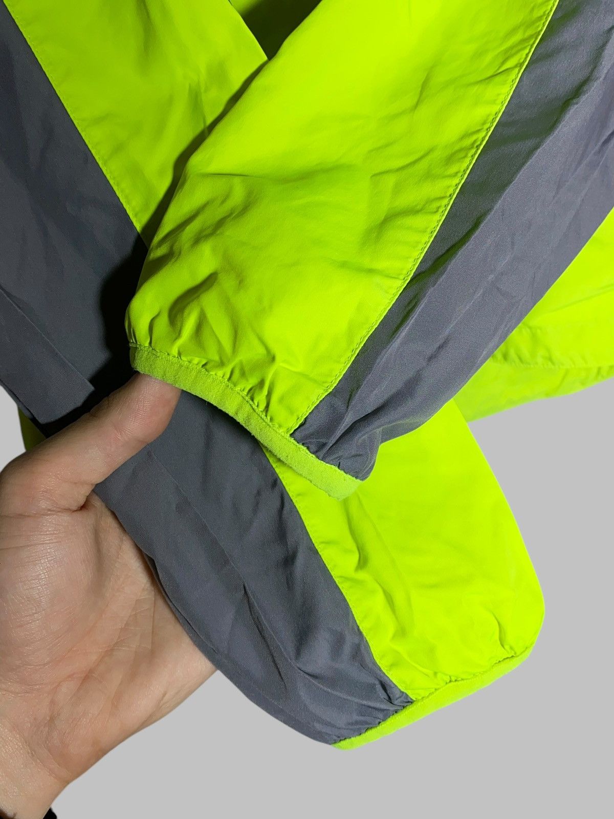 Nike 🔥 Y2K NIKE ACID LIME WINDBREAKER HYPER TECH UTILITY LOOK Size US S / EU 44-46 / 1 - 14 Thumbnail