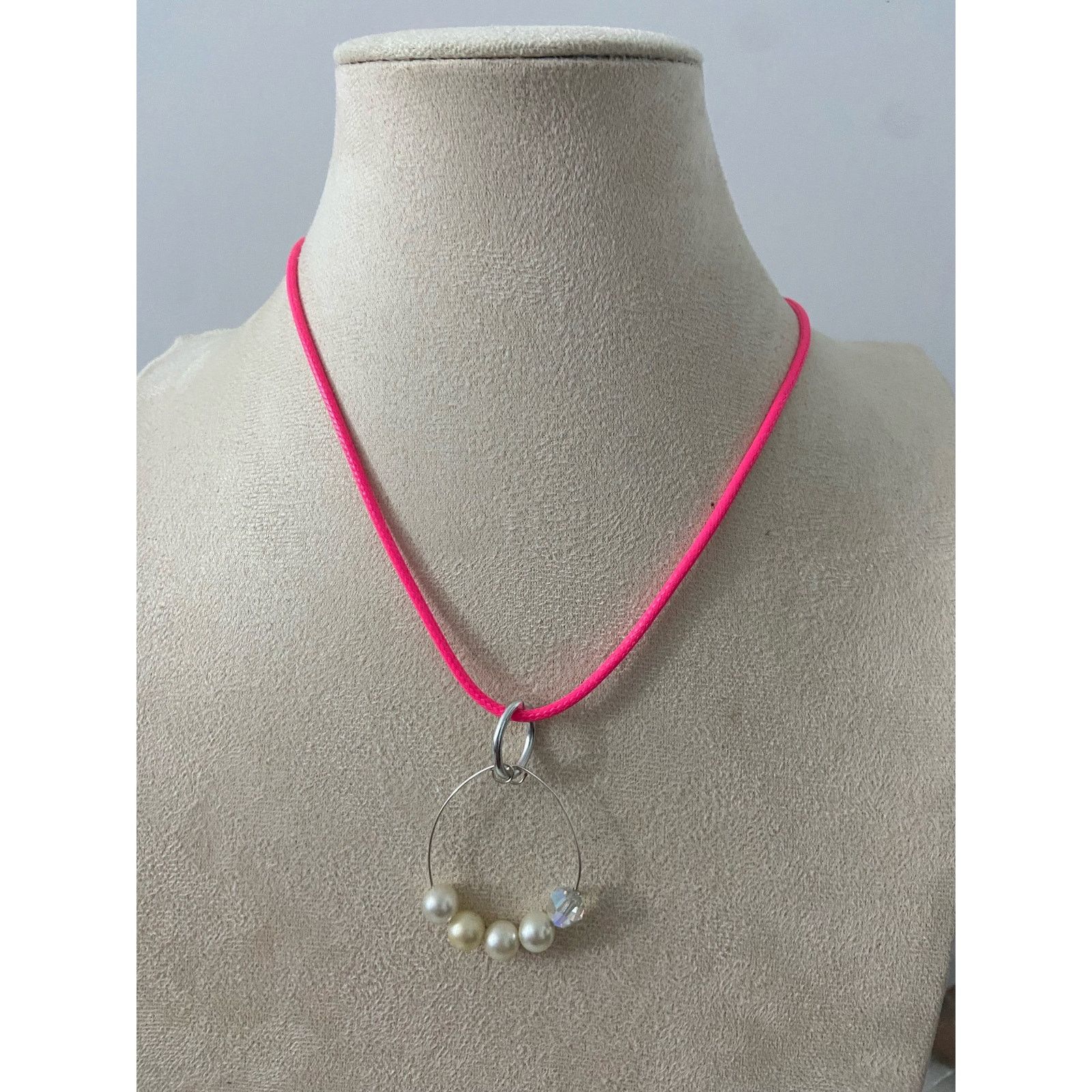 Handmade round pendant necklace faux pearl Size ONE SIZE - 1 Thumbnail