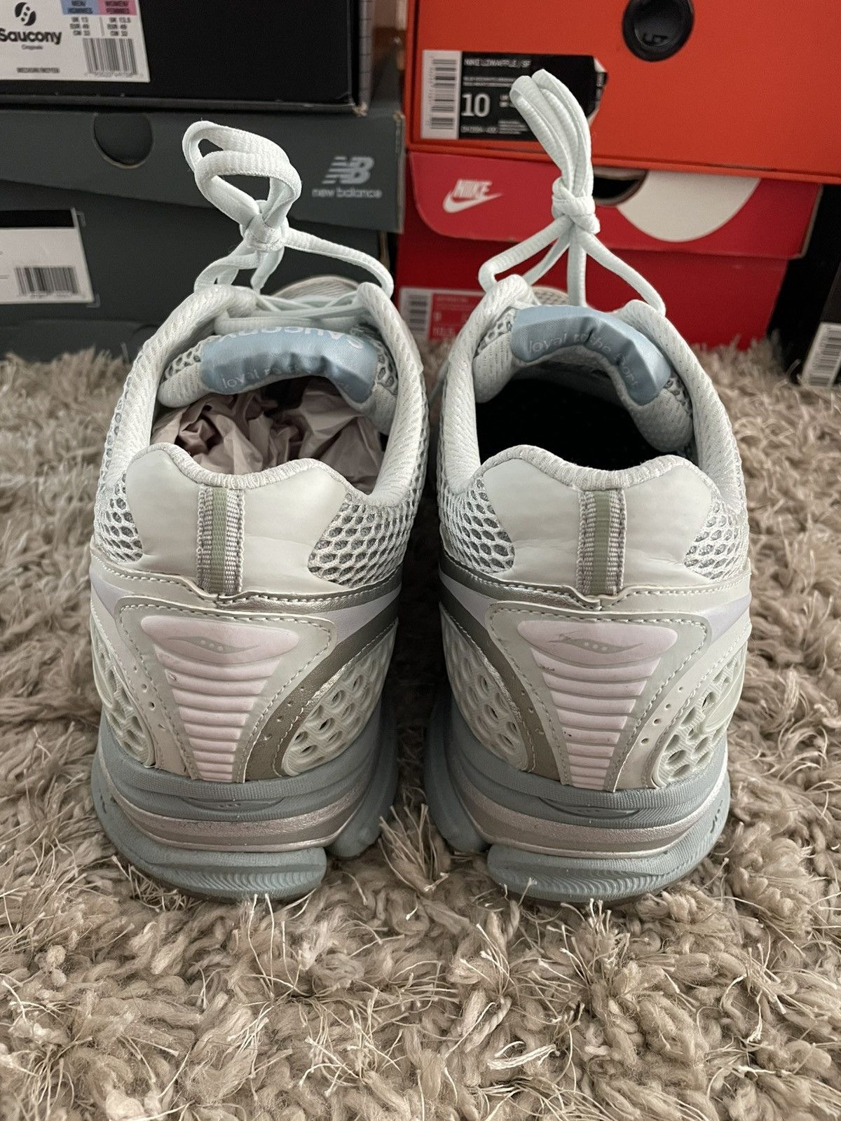 Saucony Saucony ProGrid Triumph 4 ‘Party Pack’ Size US 14 / EU 47 - 7 Thumbnail