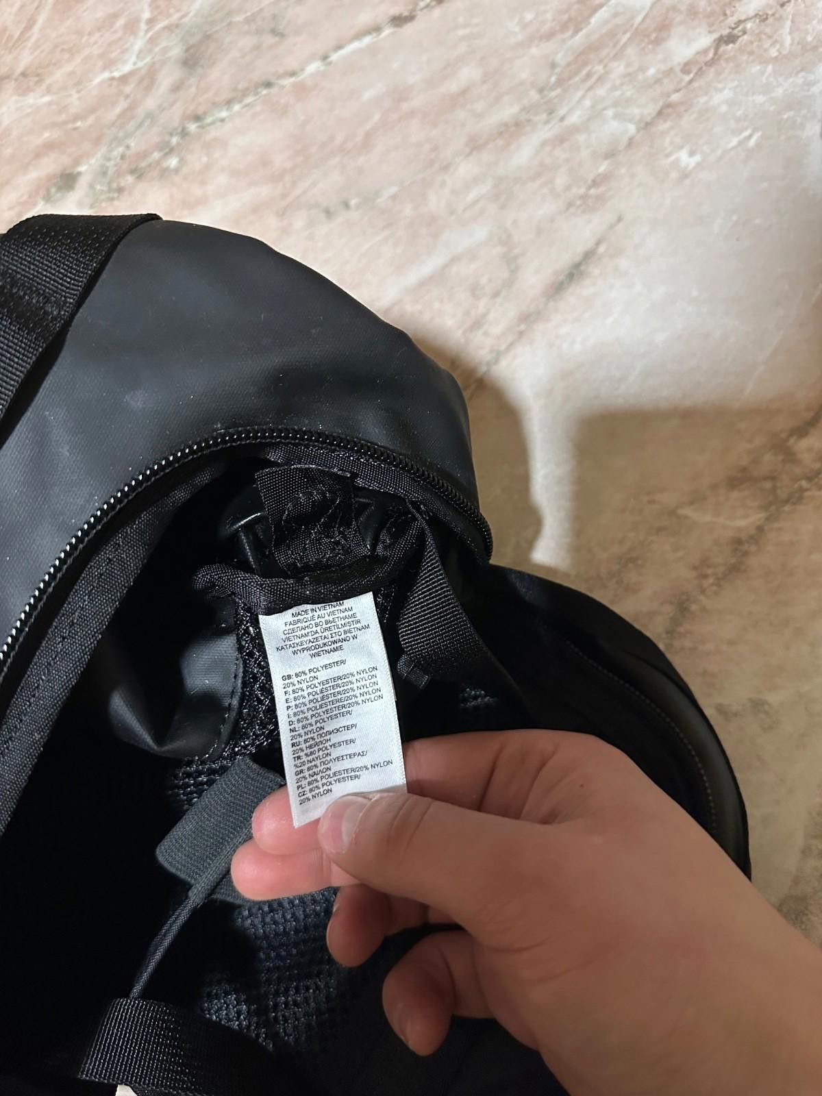 The North Face THE NORTH FACE TRAVEL CANISTER UNISEX WASH BAG Size ONE SIZE - 7 Thumbnail