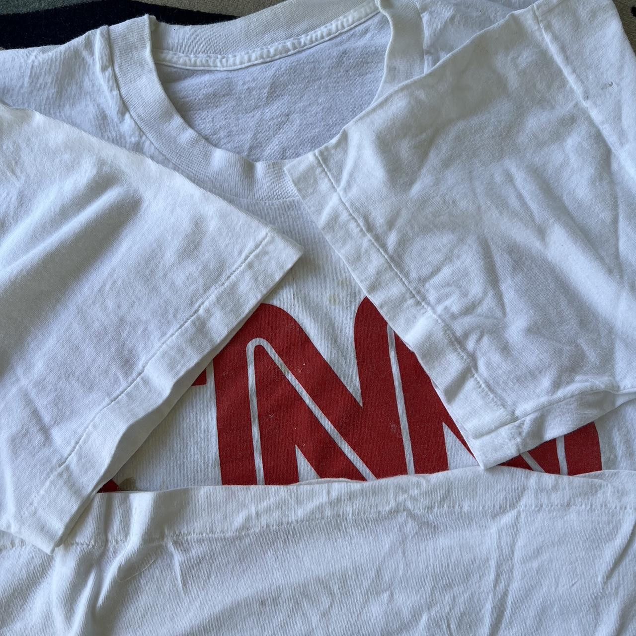 Vintage Vintage CNN News Network T-shirt 90s Tee Single Stitch Size US XL / EU 56 / 4 - 3 Thumbnail