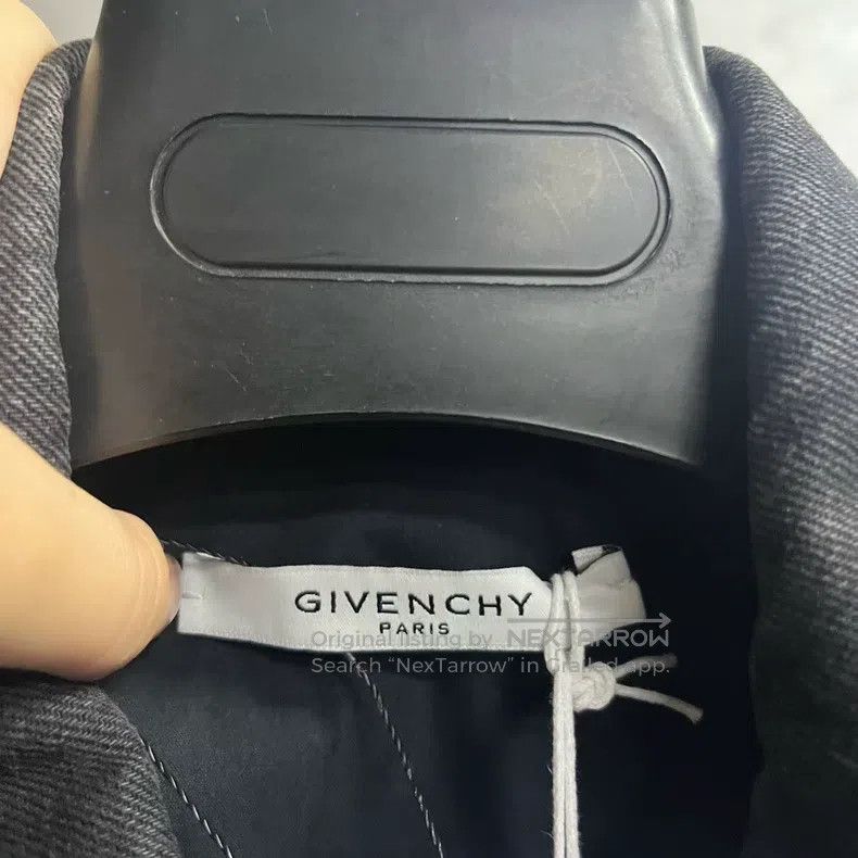 Other Givenchy Black Star Embroidered Collar Denim Jacket Size US M / EU 48-50 / 2 - 2 Thumbnail
