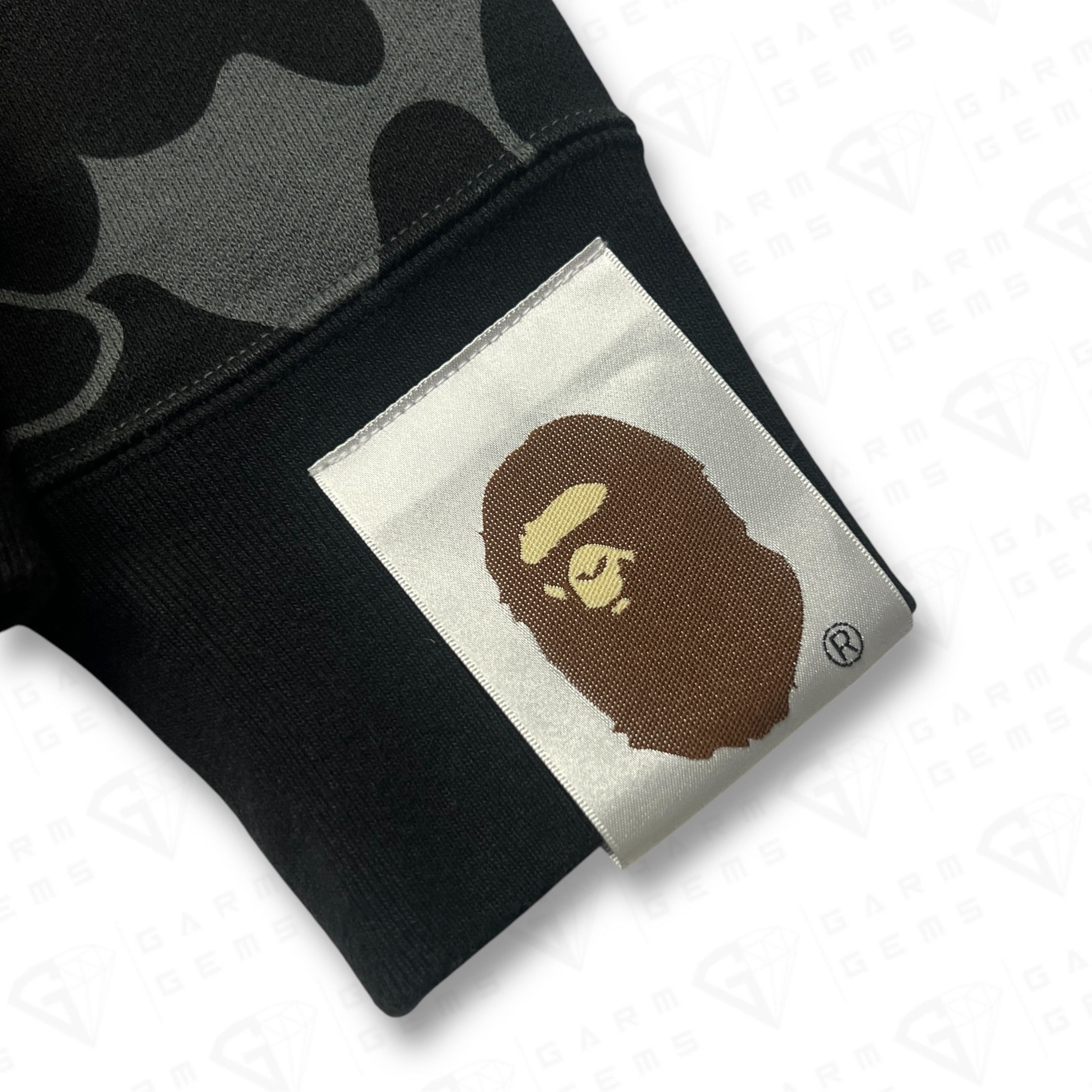 Bape A Bathing Ape Detachable Shark Full Zip Hoodie Size US S / EU 44-46 / 1 - 8 Thumbnail