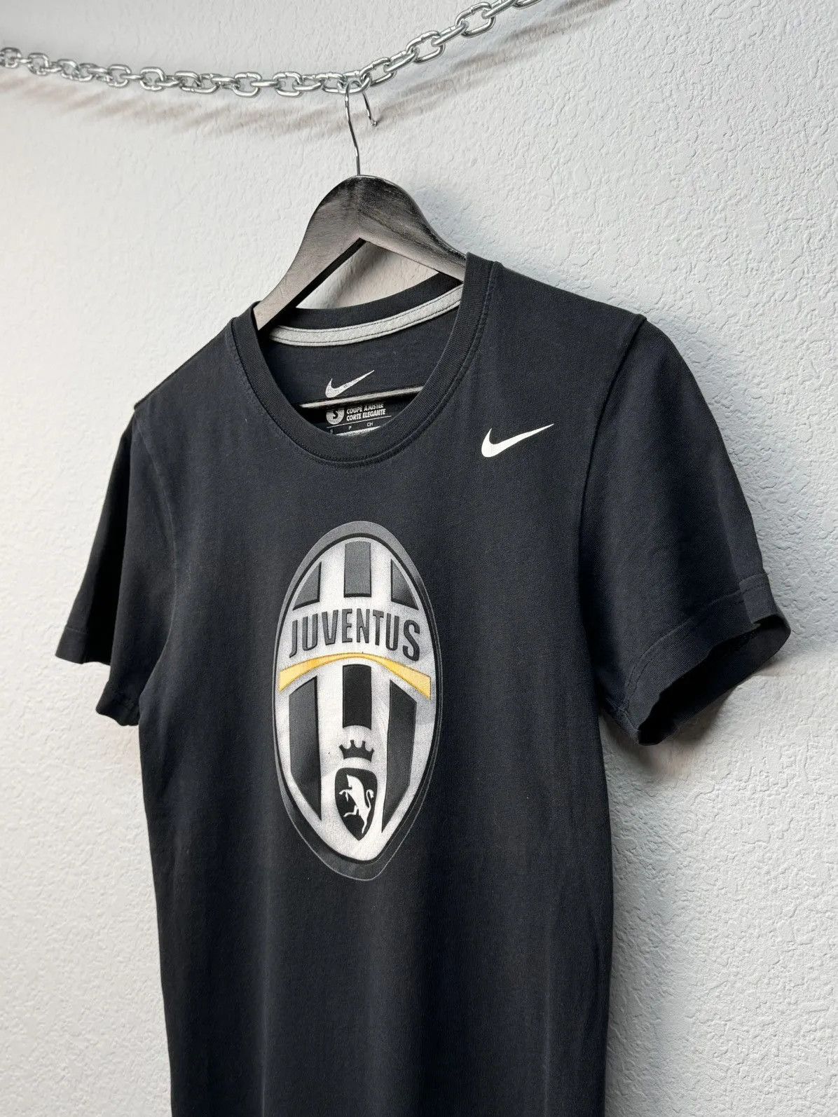 Nike JUVENTUS 2012/13 SOCCER FOOTBALL SHIRT JERSEY NIKE Size US S / EU 44-46 / 1 - 3 Thumbnail