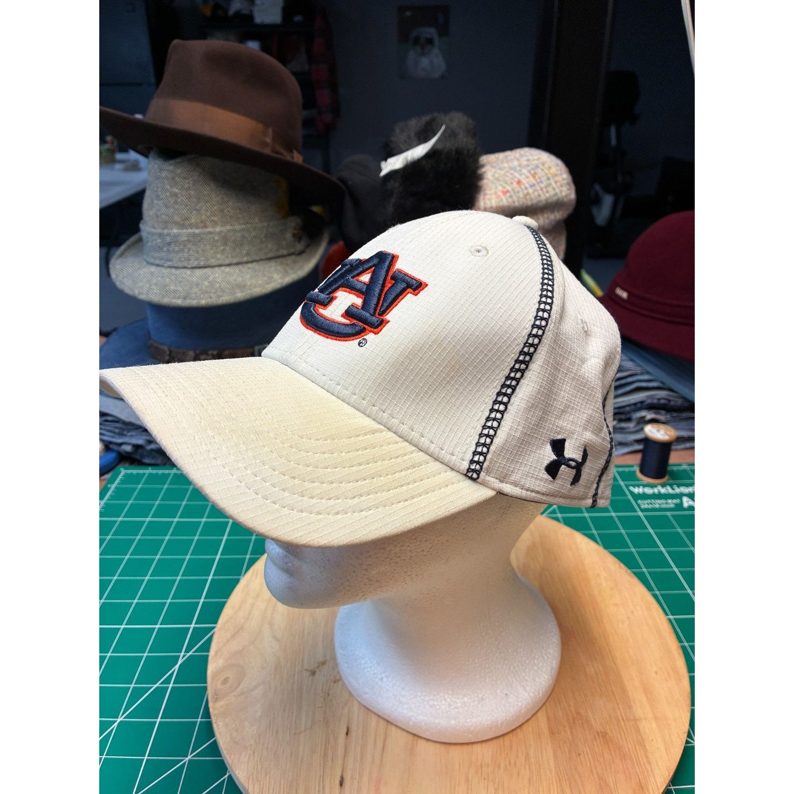 Under Armour Auburn University Tigers Under Armour Fitted Baseball Cap Size ONE SIZE - 4 Thumbnail