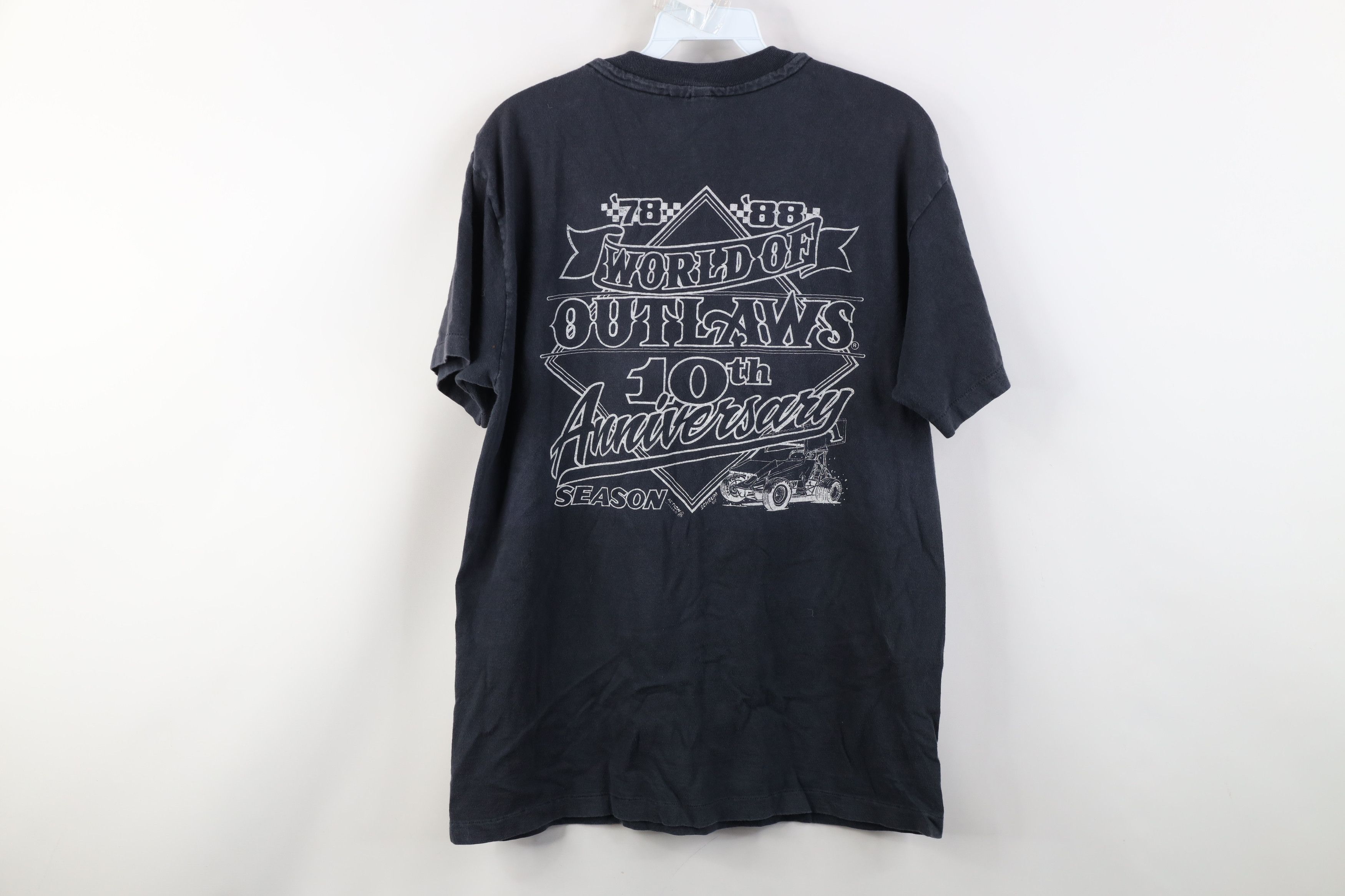 Vintage Vintage 80s 1988 World of Outlaws Car Racing T-Shirt USA Size US L / EU 52-54 / 3 - 14 Thumbnail