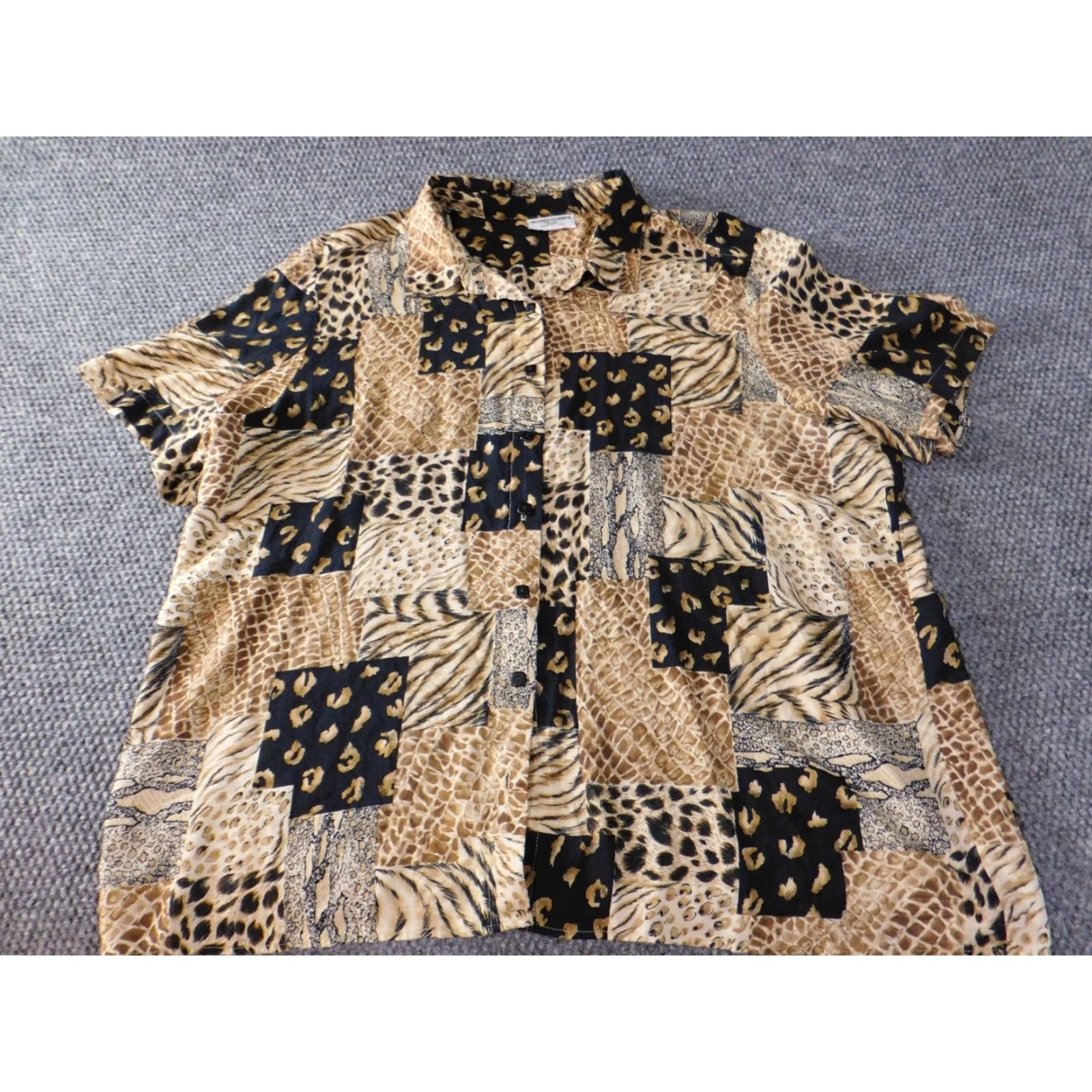 Vintage Alfred Dunner Button-Up Shirt Womens 22W Brown Floral Box Collared Short Sleeve Polyester Stretch Casual Regular Men/Women Not specified Size 3XL / US 20-22 - 4 Thumbnail