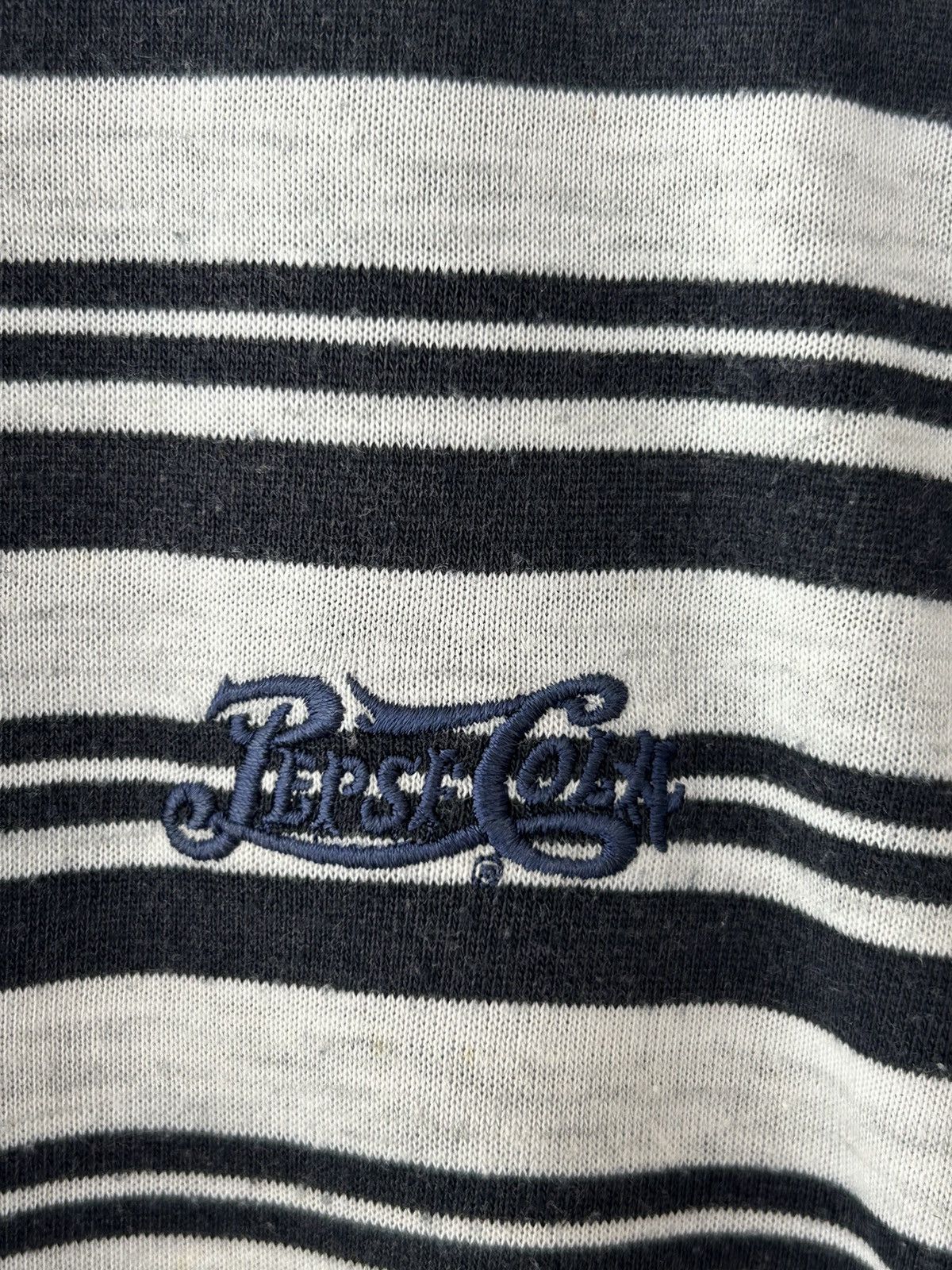 Vintage Rare Vintage Pepsi Cola Stripe Drink Tees Size US L / EU 52-54 / 3 - 5 Thumbnail