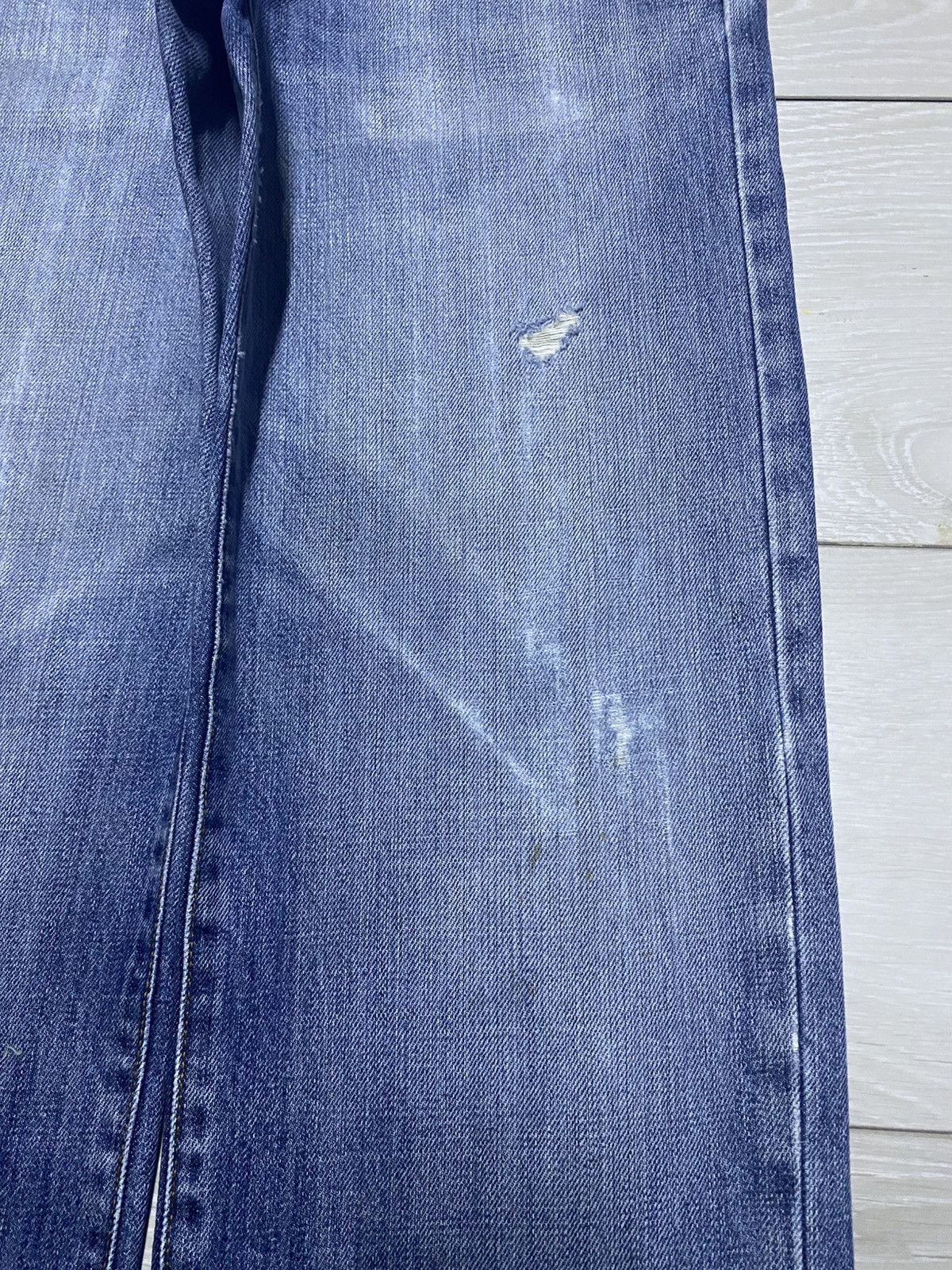 Uniqlo Vintage Japanese Uniqlo Faded Wash Distressed Loose Jeans Size US 30 / EU 46 - 8 Thumbnail