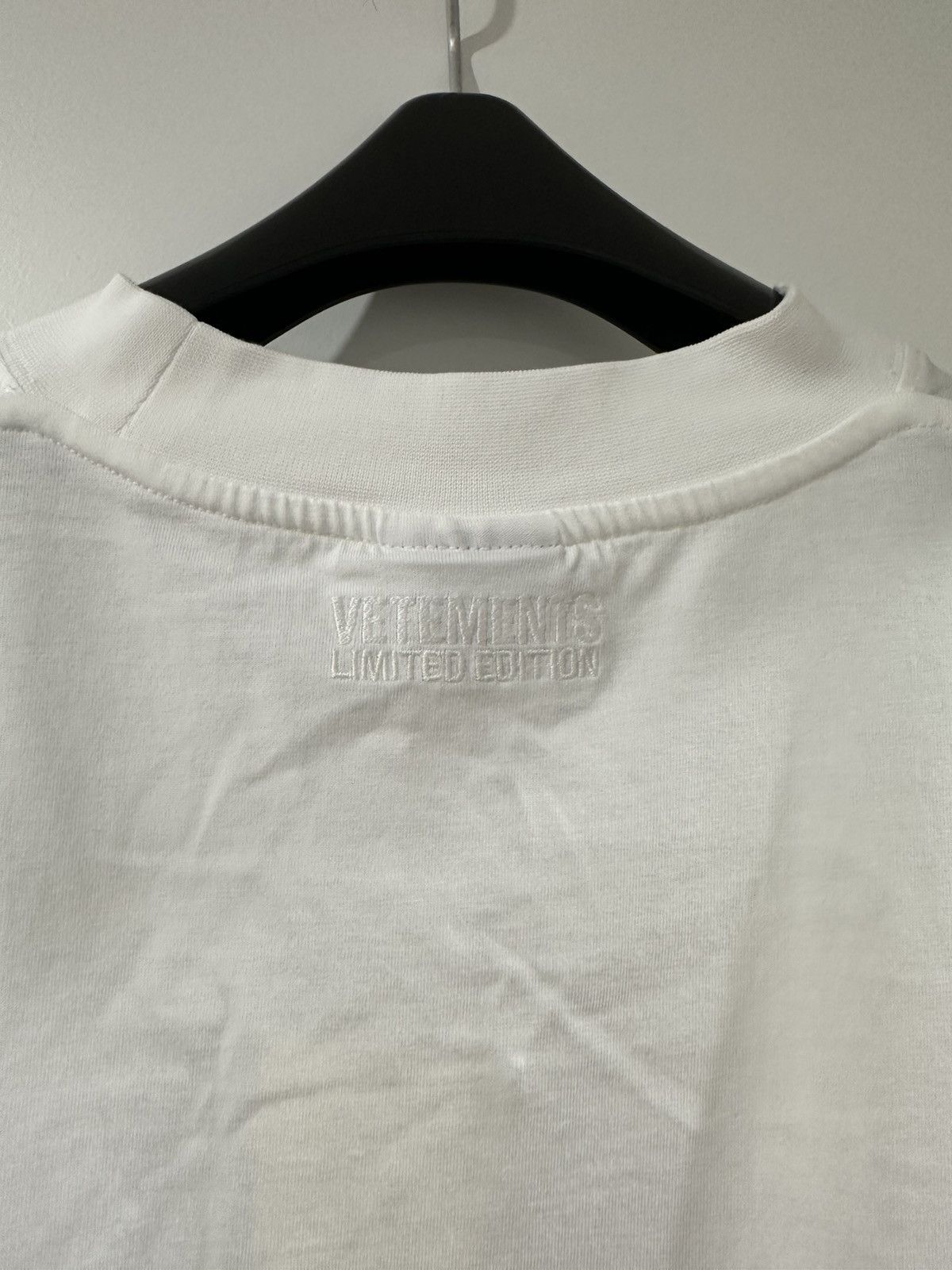 Vetements Vetements no social media tshirt Size US L / EU 52-54 / 3 - 3 Thumbnail