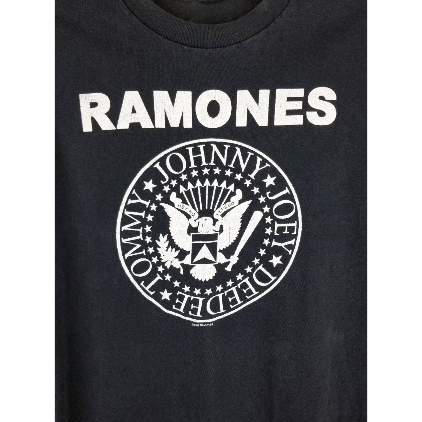 Vintage VINTAGE 2002 RAMONES ROCK PUNK BAND TOUR BLACK T-SHIRT XLARGE Men Size US XL / EU 56 / 4 - 2 Thumbnail