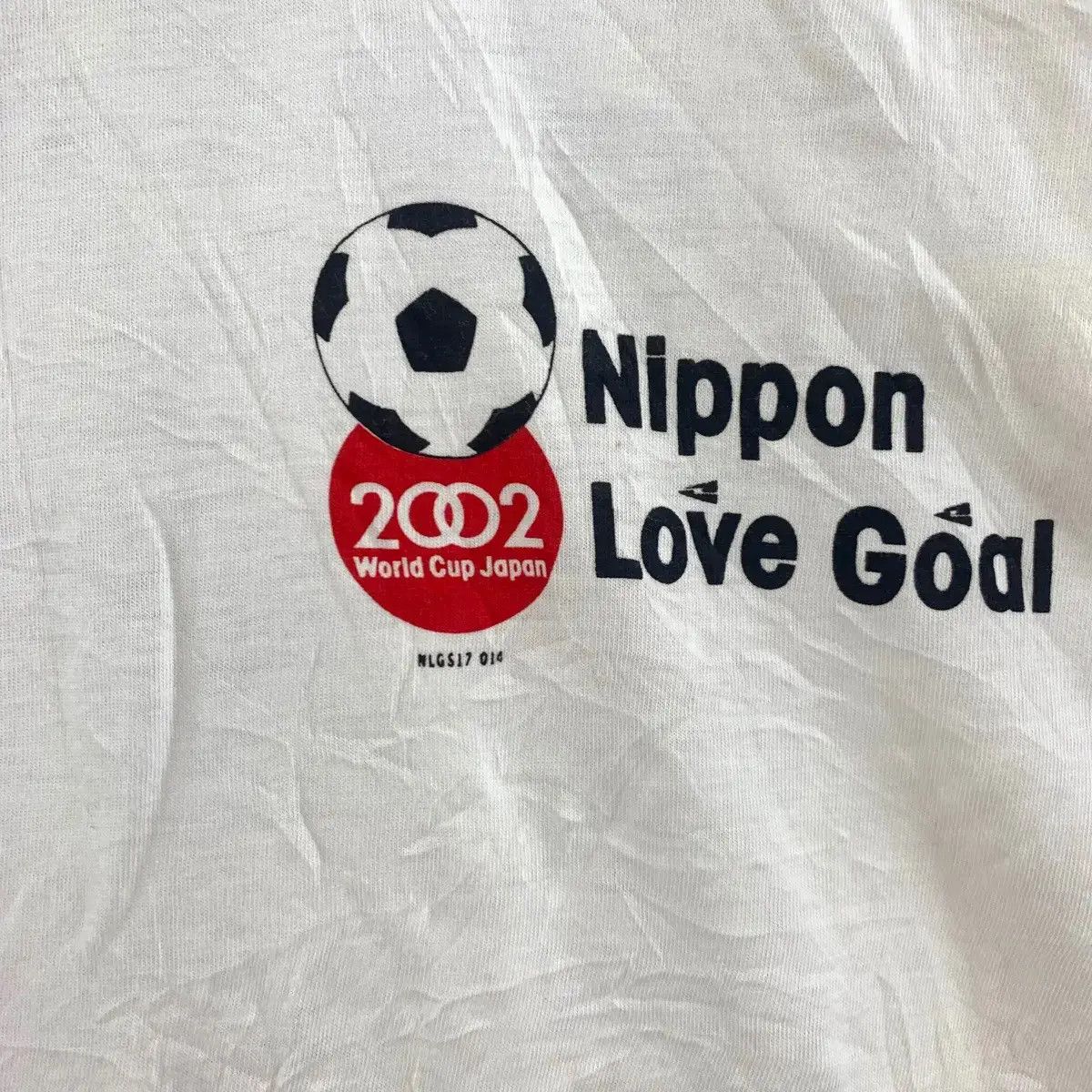 Vintage Vintage 2002 JAPAN WORLD CUP Champion Crest Logo Tee Size US L / EU 52-54 / 3 - 5 Thumbnail