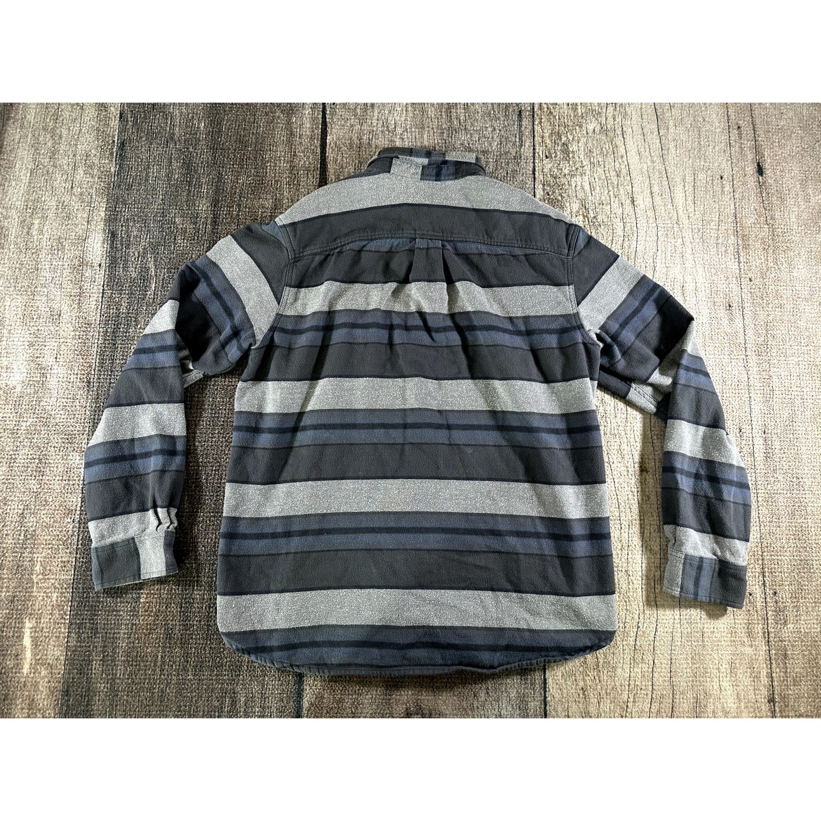 The North Face The North Face Arroyo Flannel Button Up Shirt Striped Mens L Size US L / EU 52-54 / 3 - 6 Thumbnail