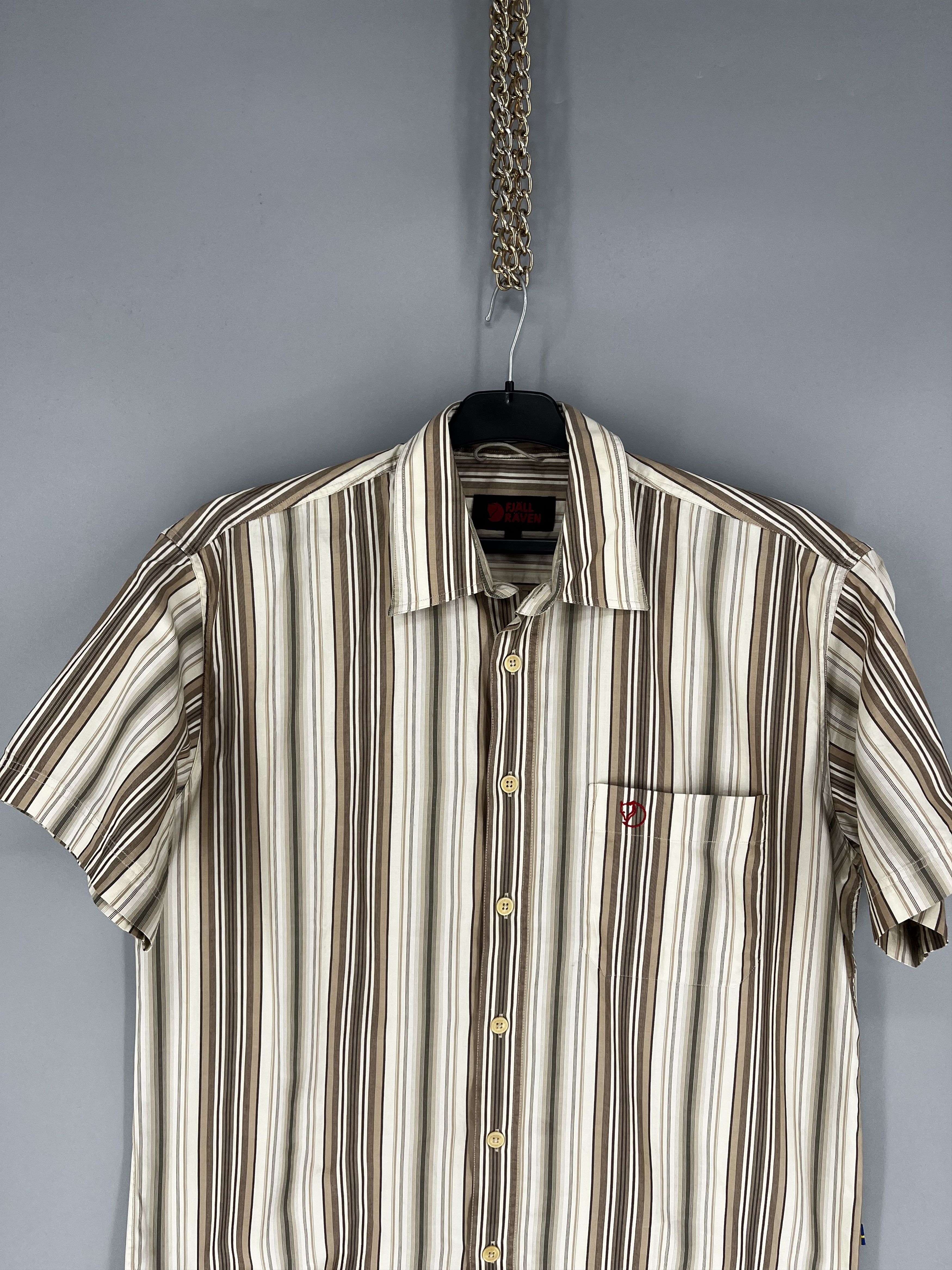 Fjallraven × Vintage Fjall Raven Short Sleeve Streetwear Outdoor Shirt Size L Size US L / EU 52-54 / 3 - 6 Thumbnail