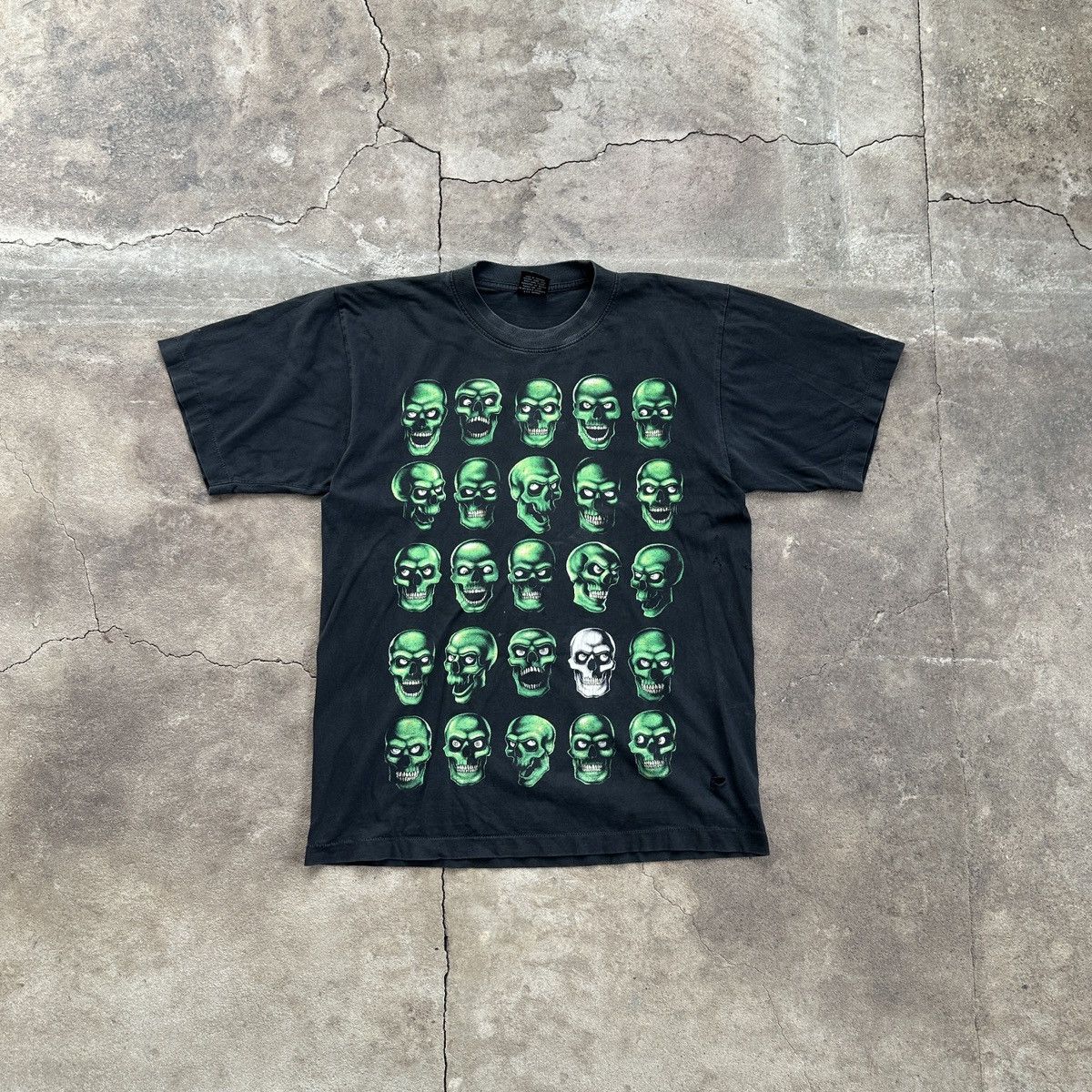 image of Archival Clothing x Skulls Vintage 00’S Green Skulls Distressed T-Shirt in Black, Men's (Size Large