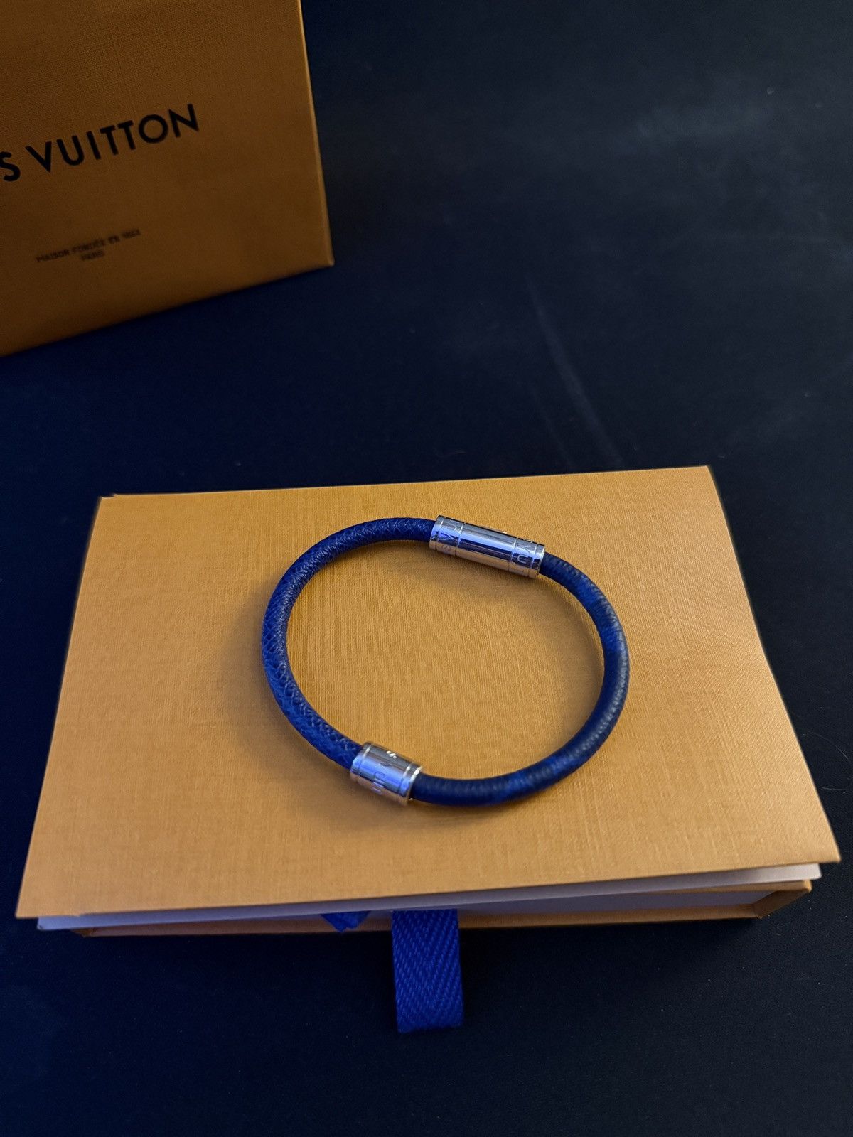 Louis Vuitton LOUIS VUITTON BLUE SPLIT BRACELET Size ONE SIZE - 2 Thumbnail
