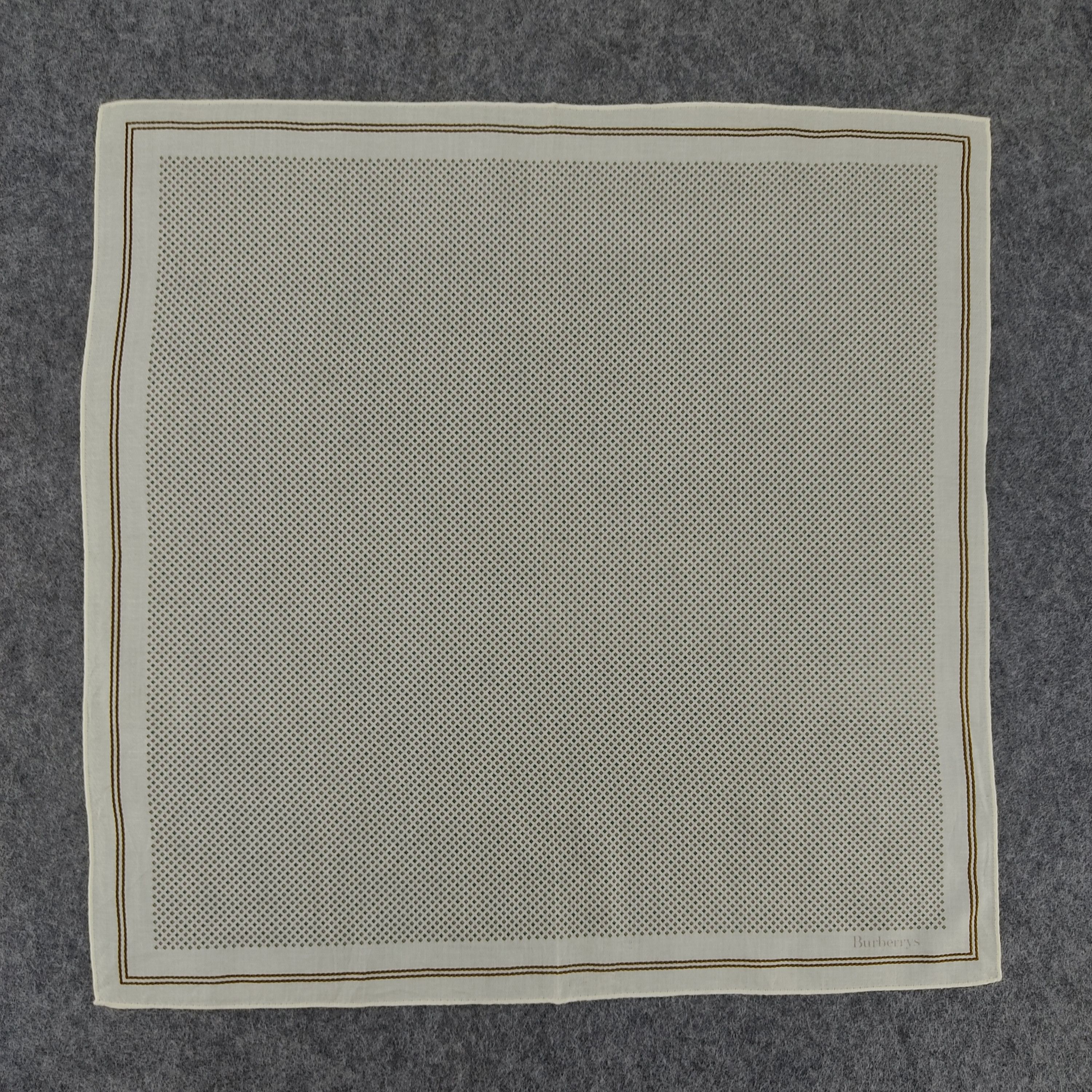 Burberry Vintage Burberry Handkerchief Neckerchief Bandana H293M Size ONE SIZE - 2 Thumbnail