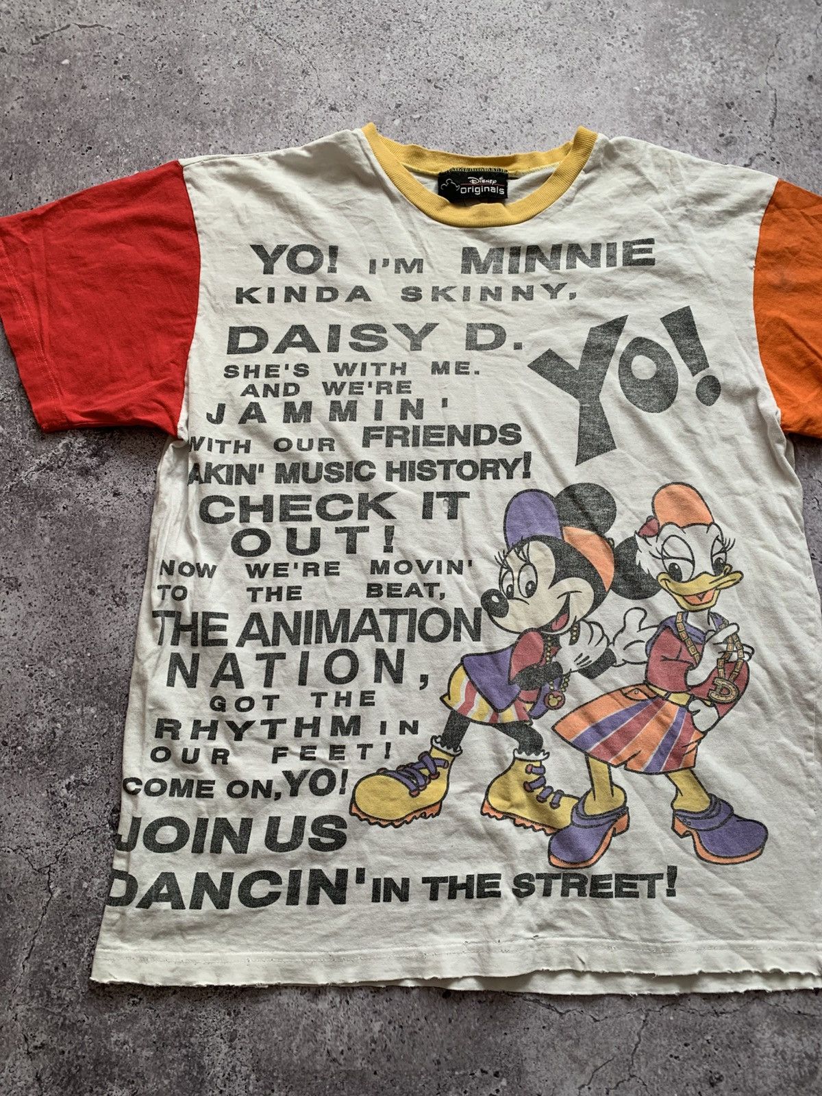 Disney 🔥VINTAGE DISNEY 90s MICKEY & DONALD DUC TRASHED TSHIRT Size US XL / EU 56 / 4 - 3 Thumbnail