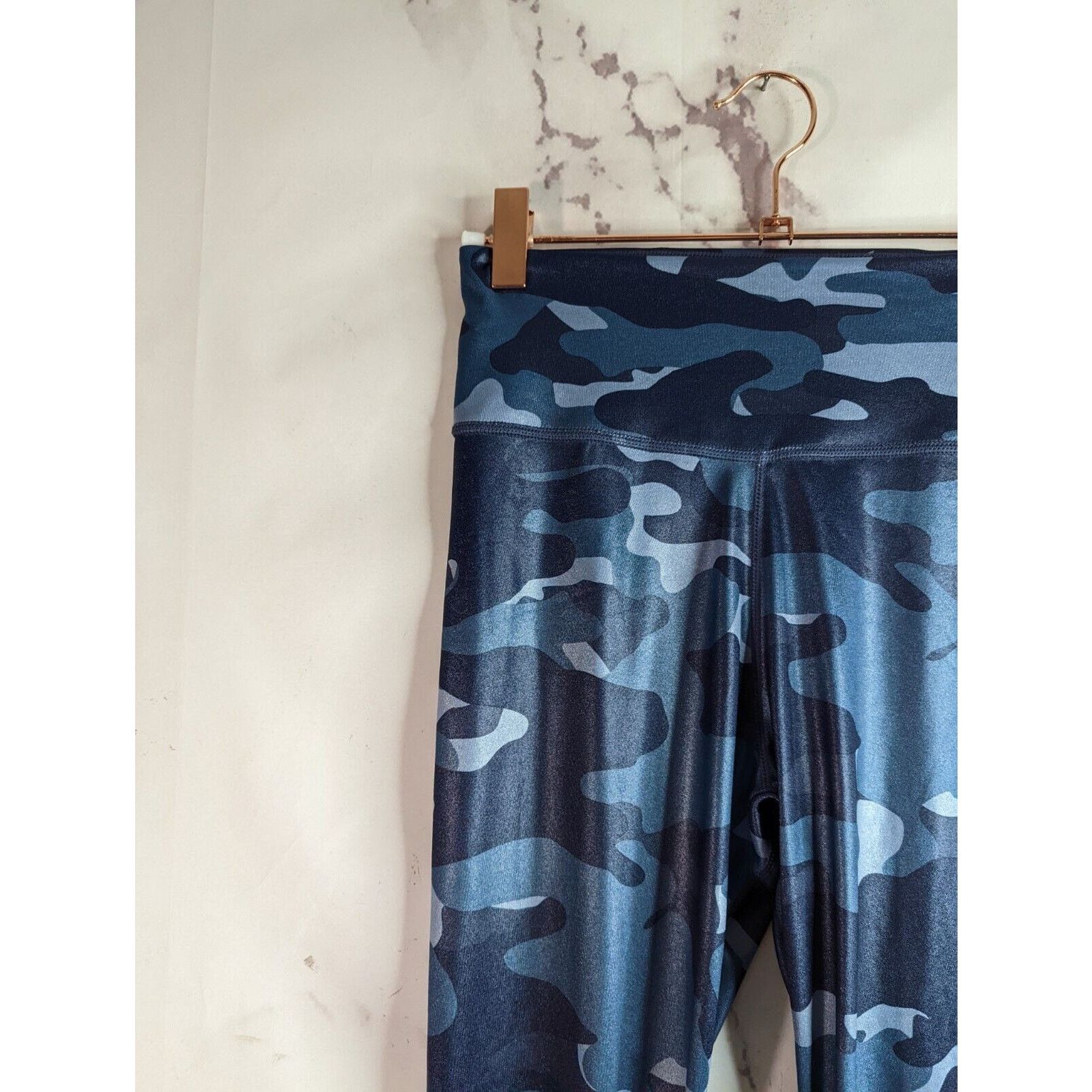 Nike Nike Leggings Women XS Blue Camo Shimmer High Rise Crop One Size 26" / US 2 / IT 38 - 2 Thumbnail