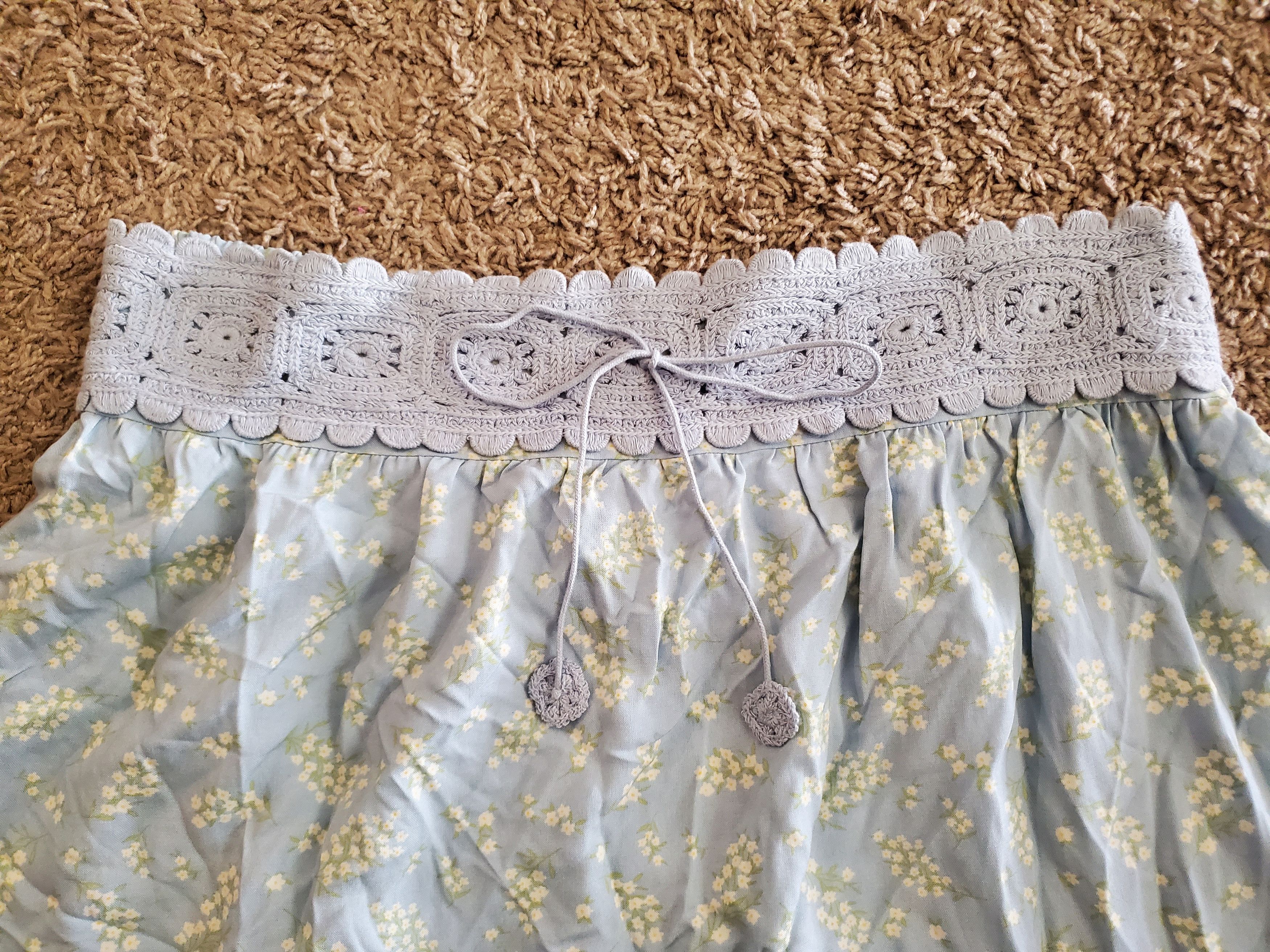 Other Light Blue Mini Skirt with Floral Print + Crochet-Waist (XL) Size 32" / US 10 / IT 46 - 5 Thumbnail
