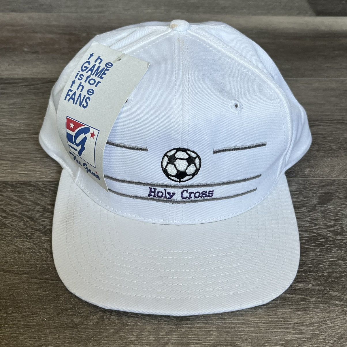 Vintage New Vintage 90s Holy Cross College Soccer Logo Hat SnapBack Size ONE SIZE - 1 Thumbnail