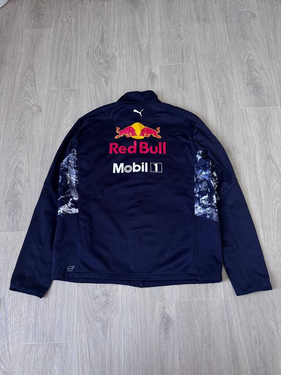 Ferrari × Puma Puma Red Bull f1 soft sell jacket rare Size US XL / EU 56 / 4 - 2 Thumbnail