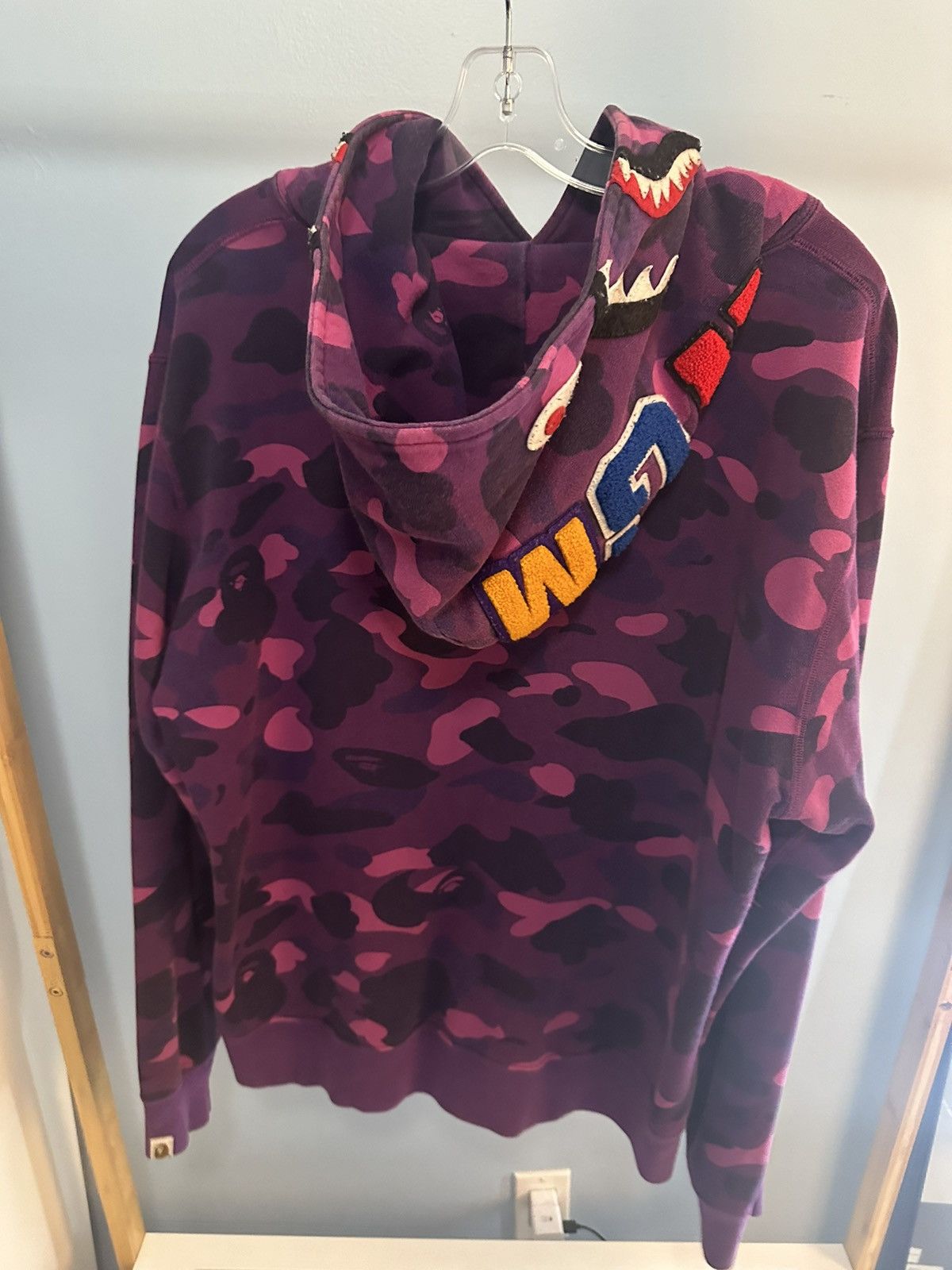 Bape Bape Camo Shark Hoodie Size L Size US L / EU 52-54 / 3 - 2 Thumbnail