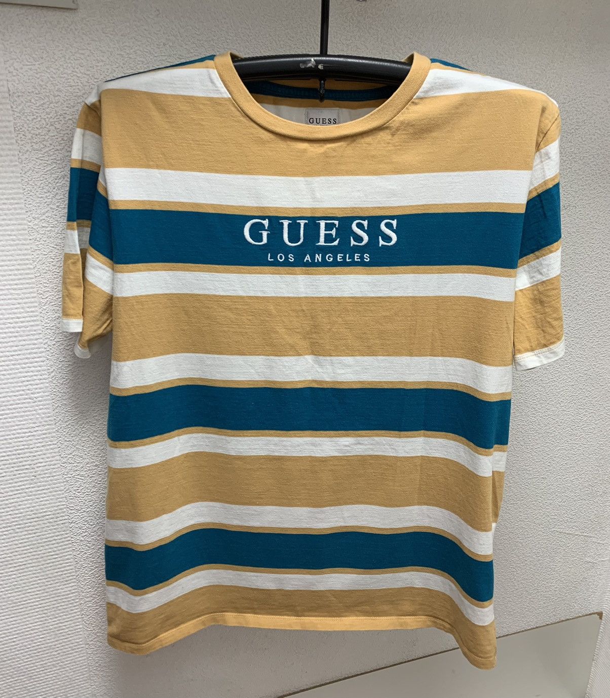 Guess Guess Los Angeles striped t-shirt M sz Size US M / EU 48-50 / 2 - 1 Thumbnail