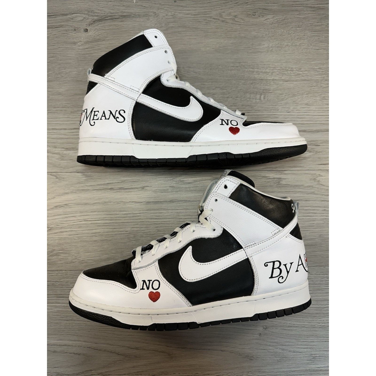 Nike × Supreme Nike Supreme x Dunk SB High By Any Means Stormtrooper - 13 Size US 13 / EU 46 - 2 Thumbnail