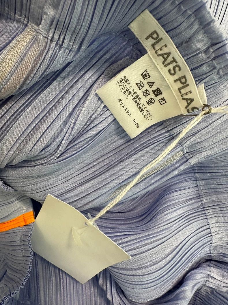 Issey Miyake Issey Miyake size:3 Purple pleated trousers Size 31" - 2 Thumbnail